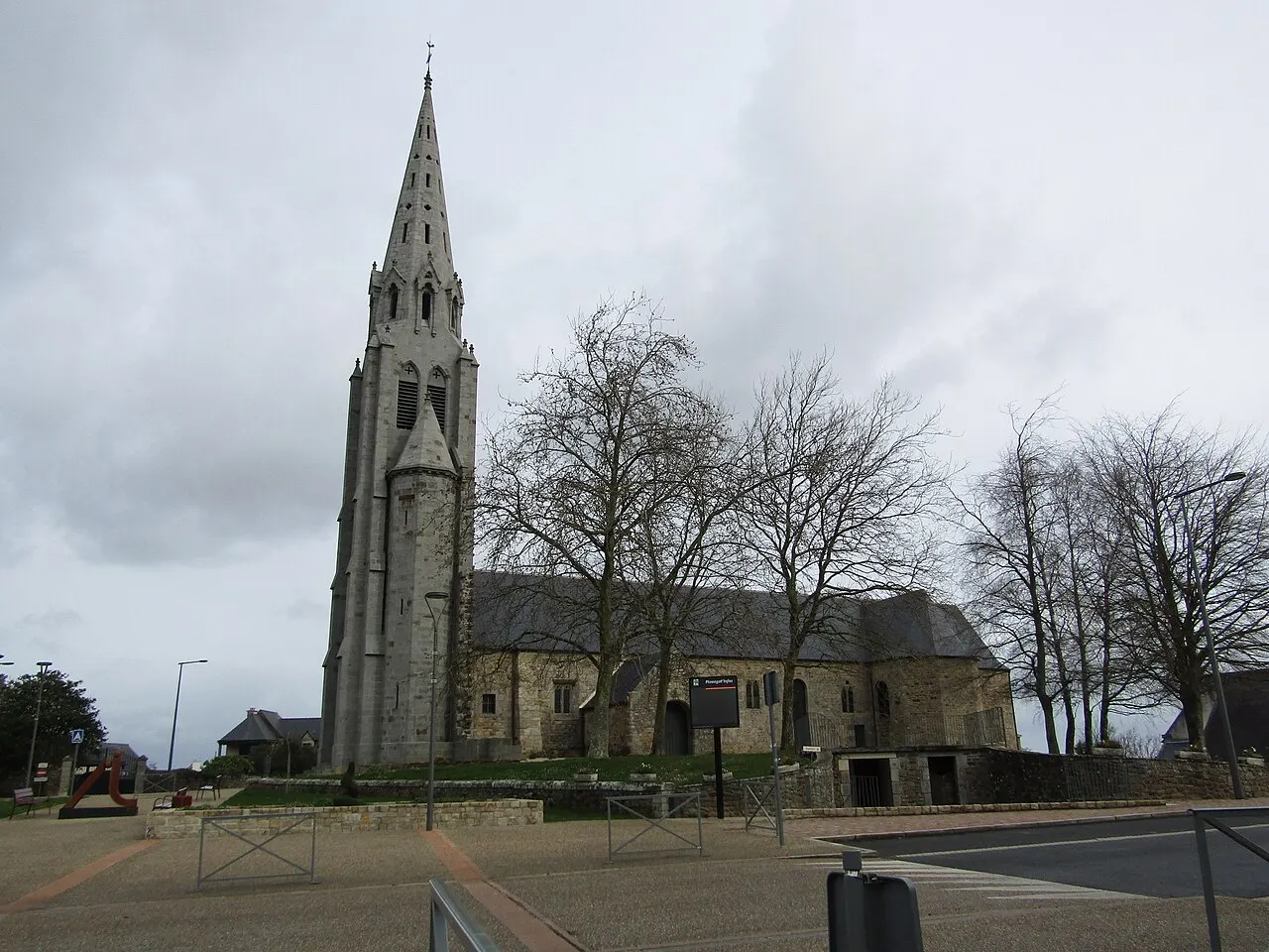 Église Saint-Pierre