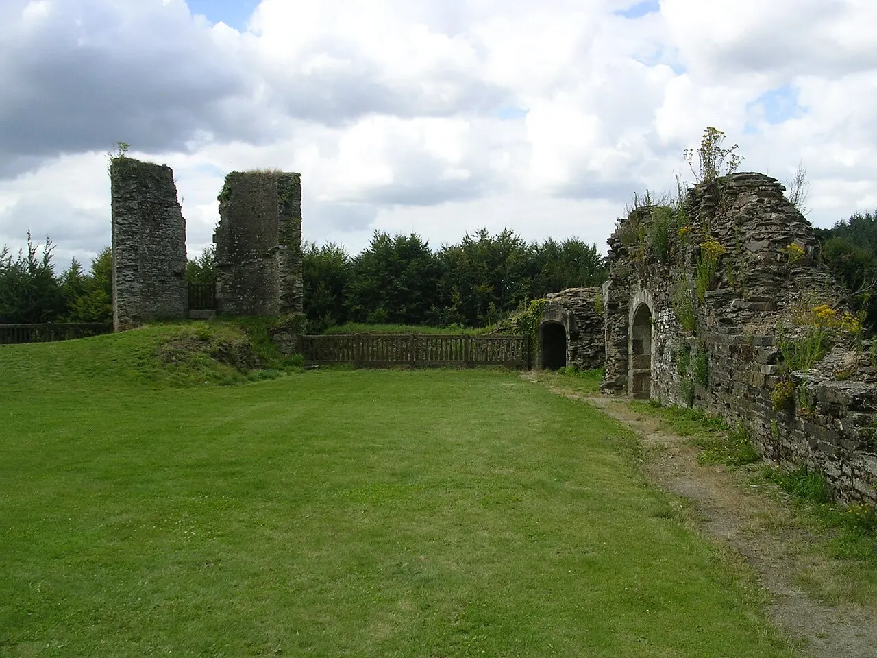 Restes du château