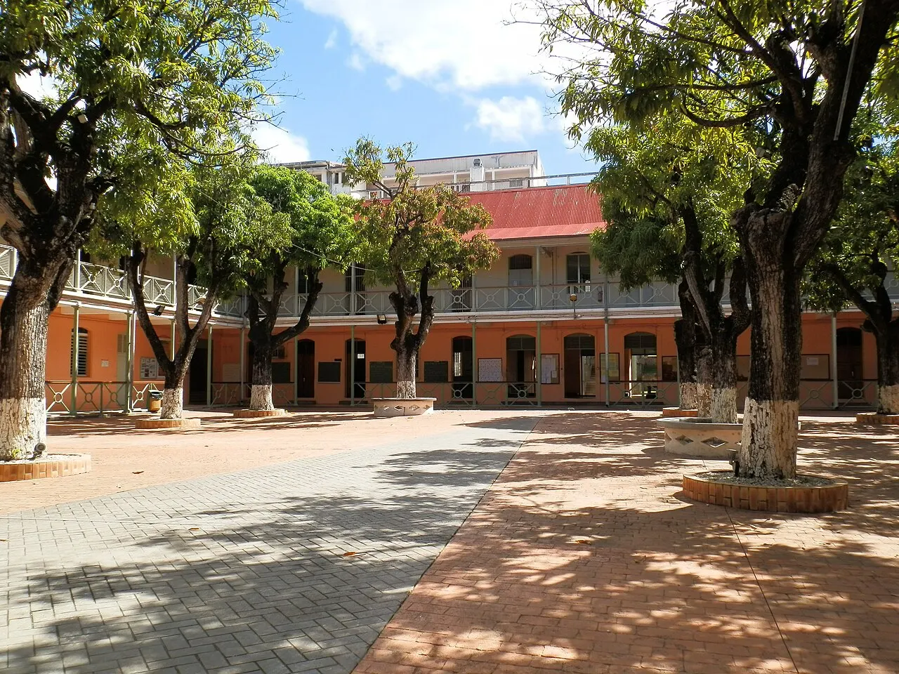 Lycée Gerville-Réache