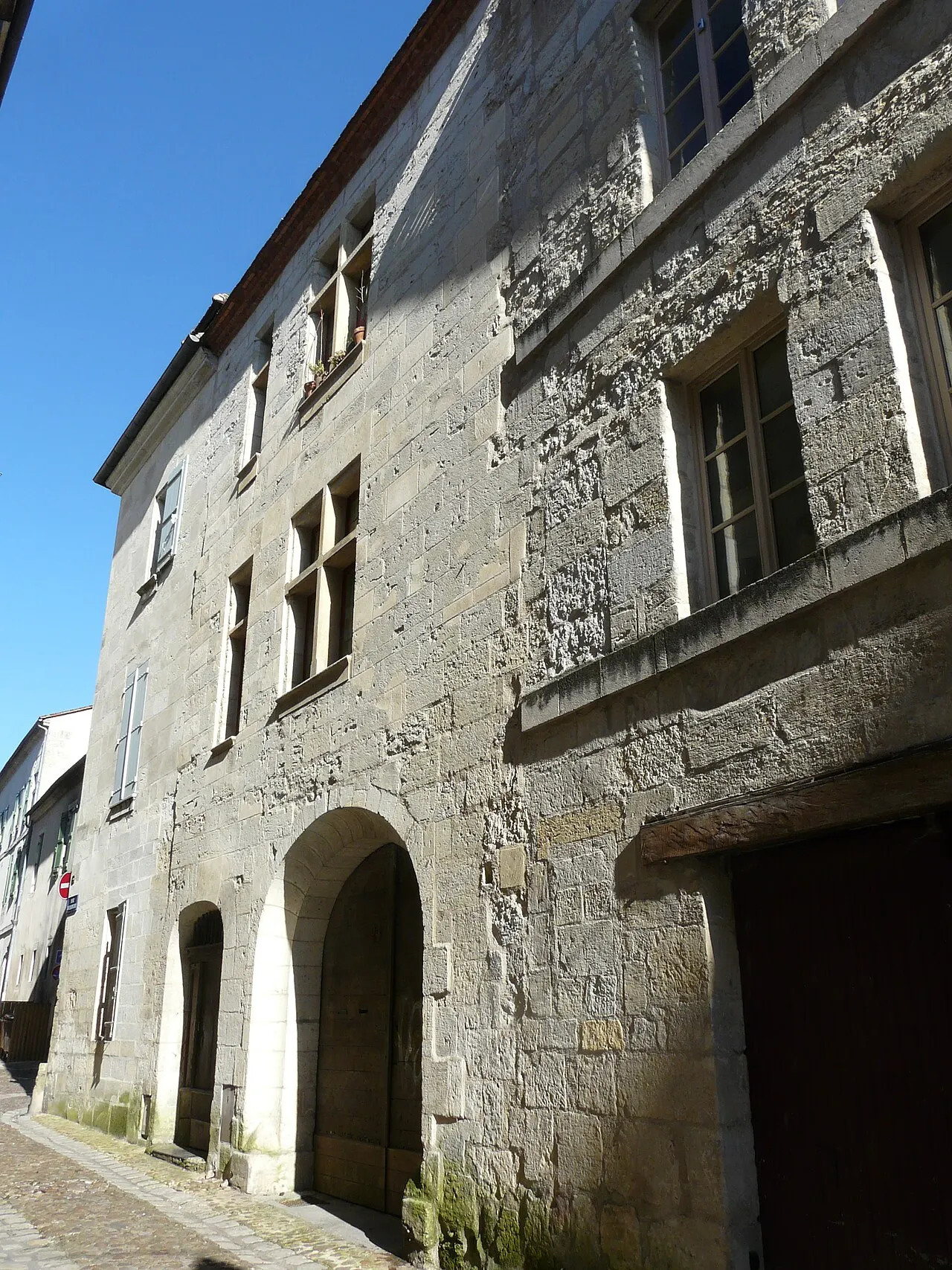Hôtel de la Monnaie ou Maison du Gouverneur ou Hôtel des Monnaies ou Hôtel de Langlade