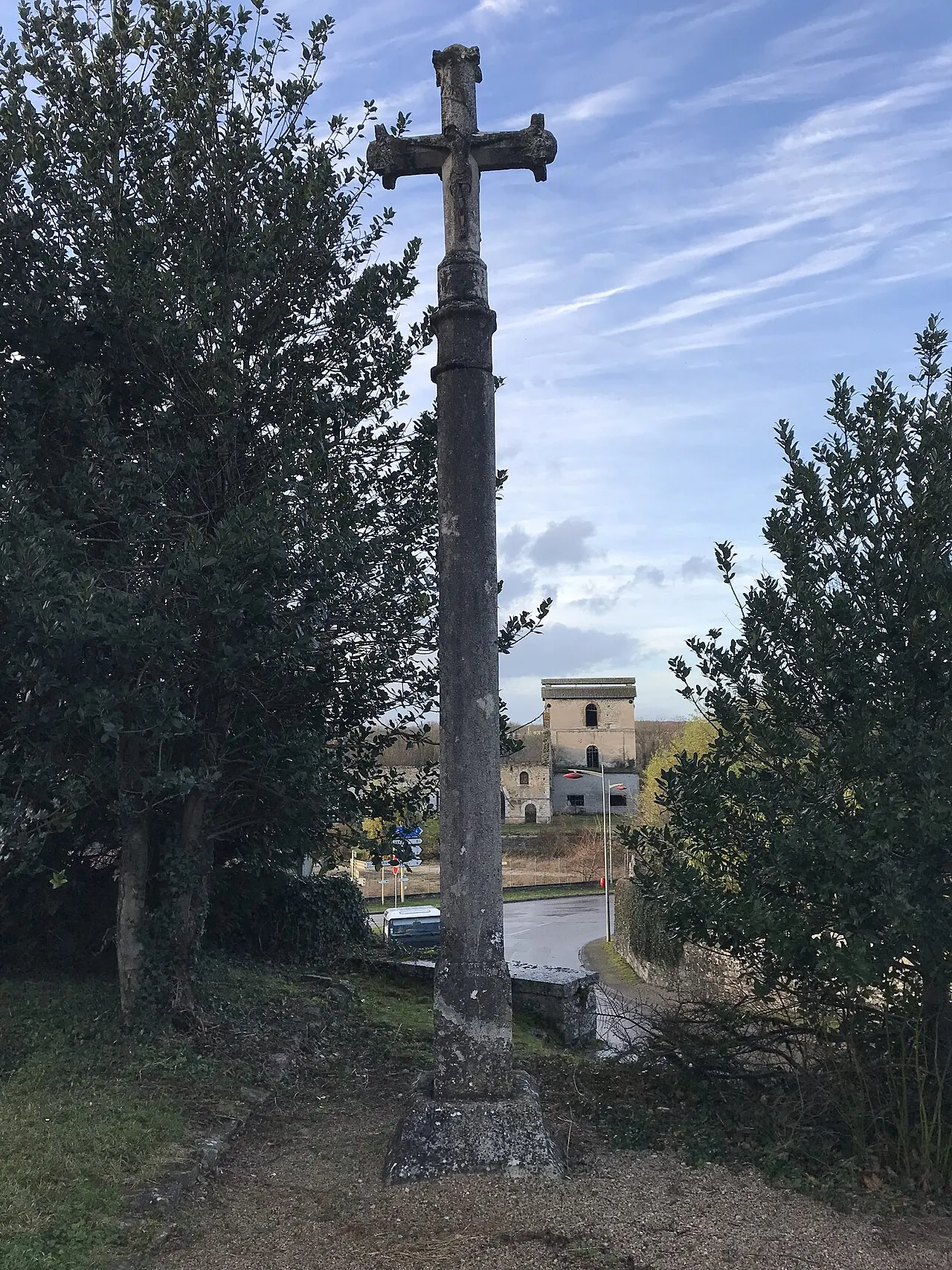 Croix de l’ancien cimetière