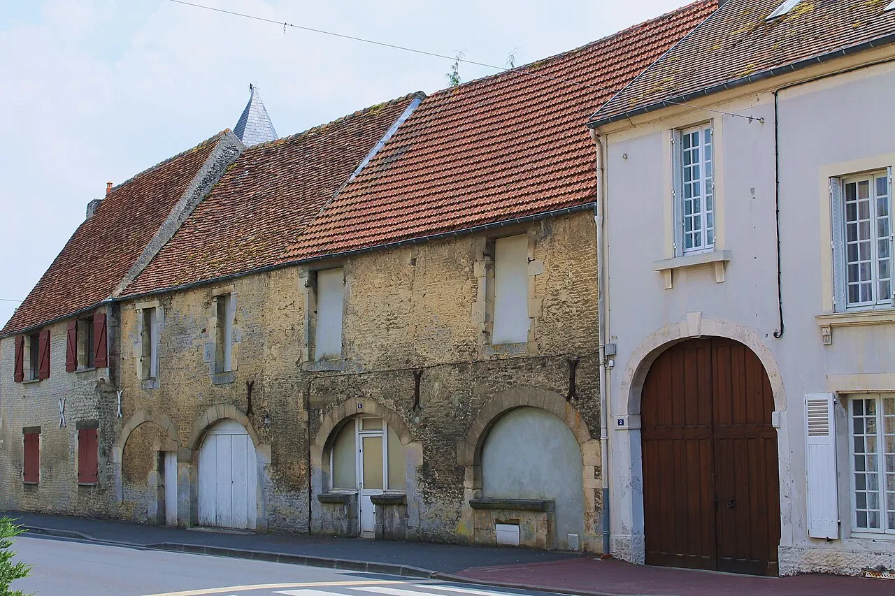 Anciennes loges de la foire de Guibray