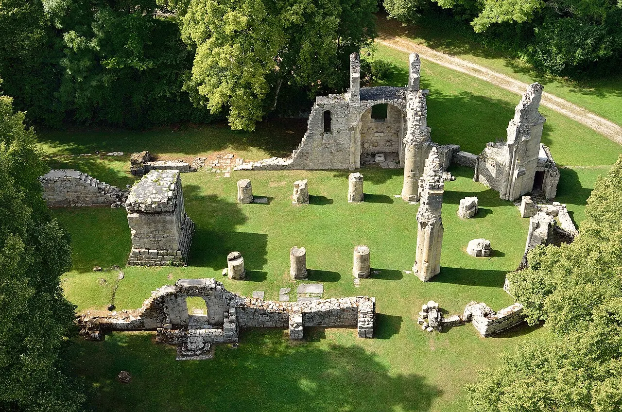 Monastère détruit de Montfaucon