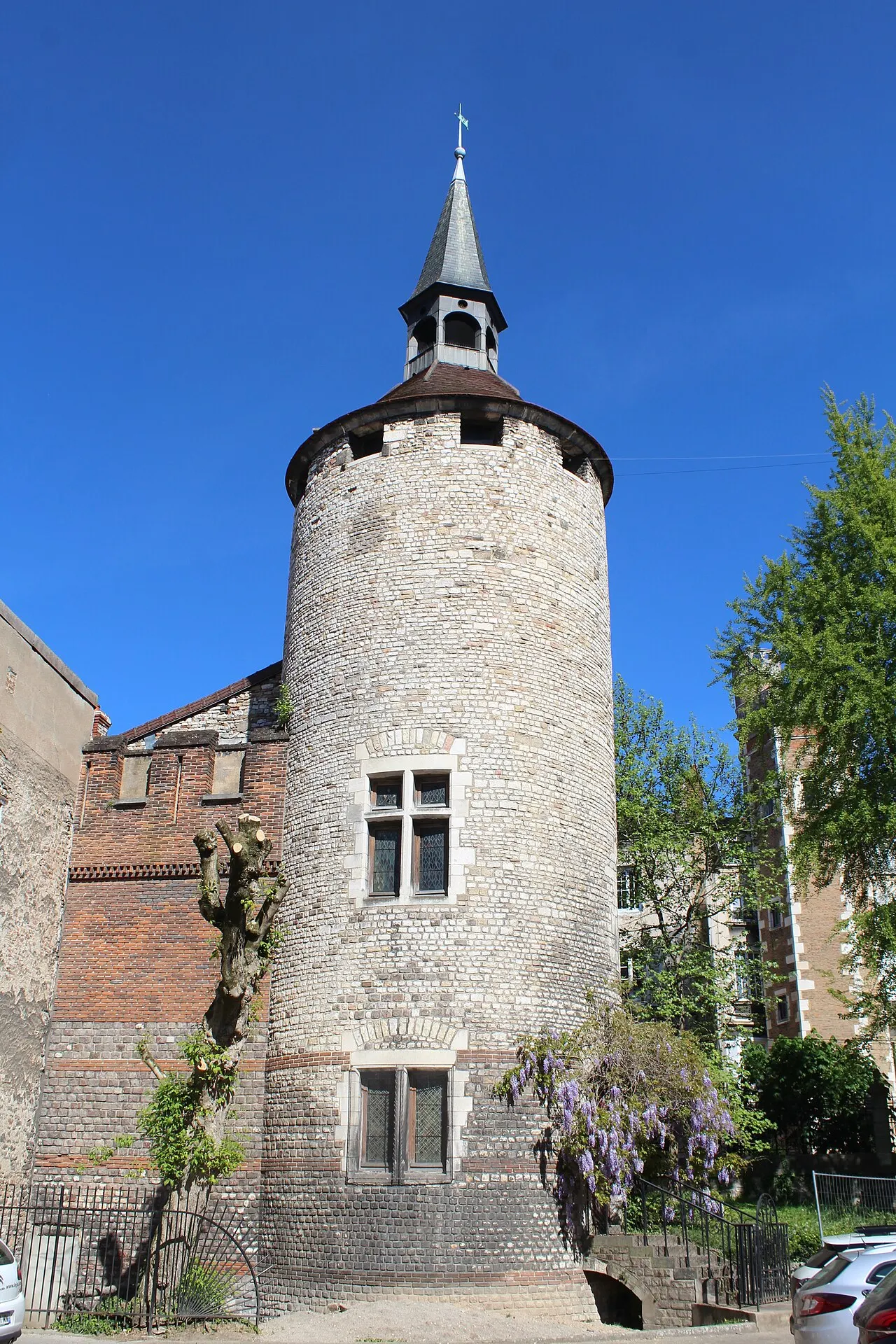 Tour de Saudon