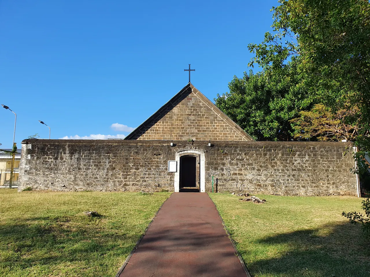 Ancienne poudrière transformée en chapelle