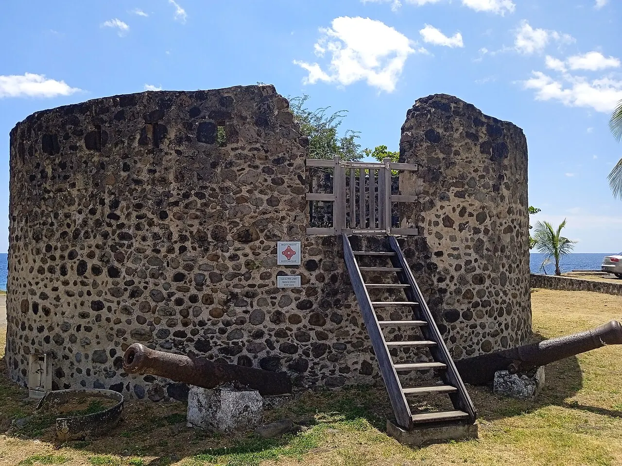 Tour dite Tour du Père-Labat
