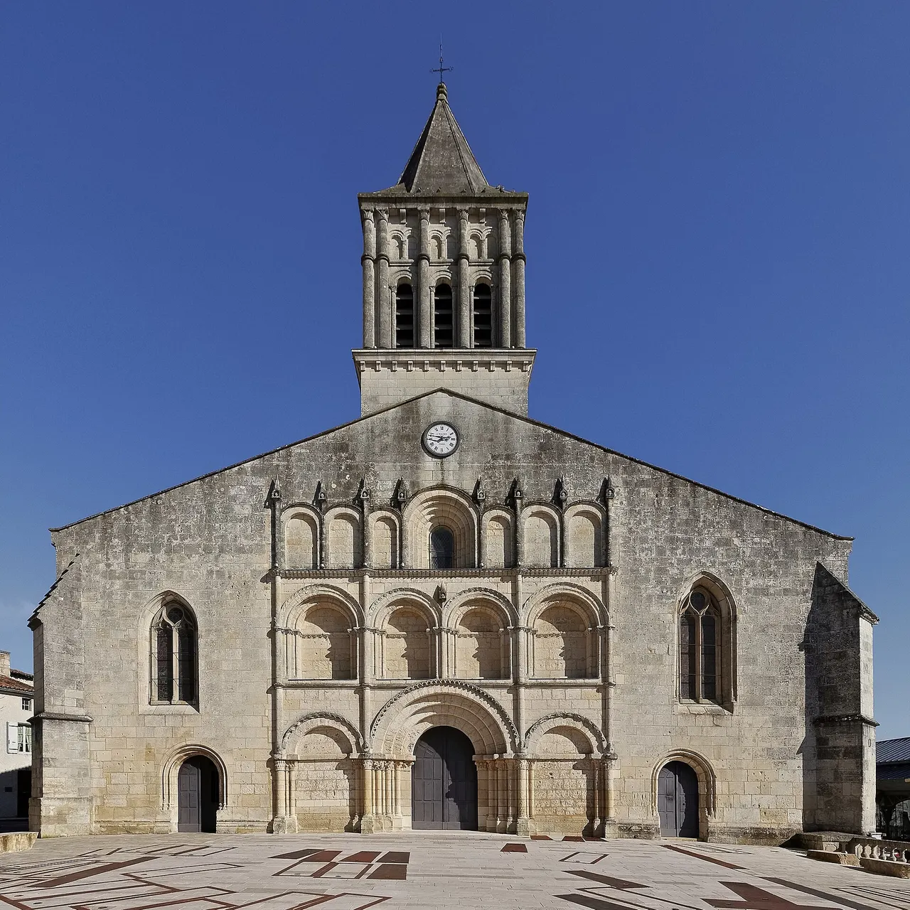 Église Paroissiale Saint-Gervais et Saint-Protais