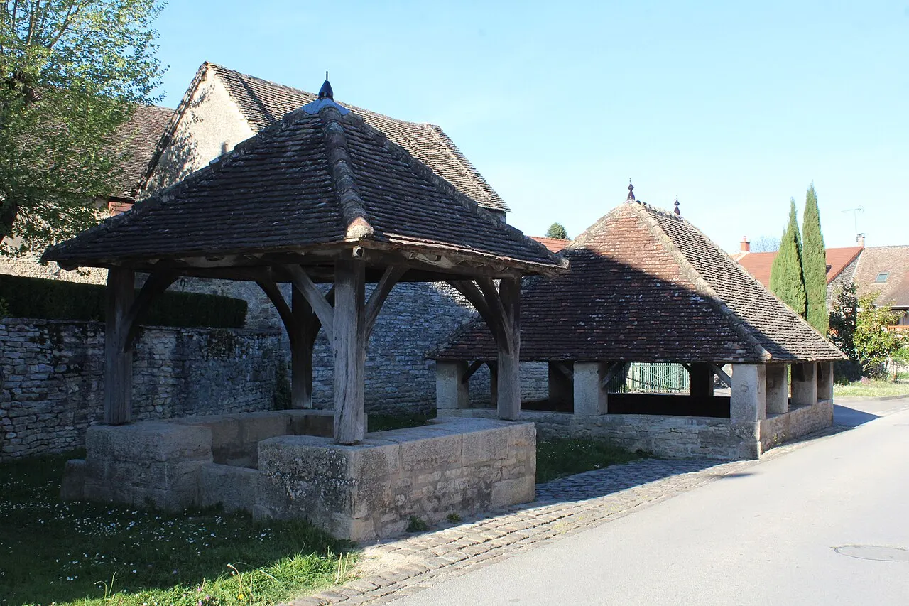 Fontaine et lavoir