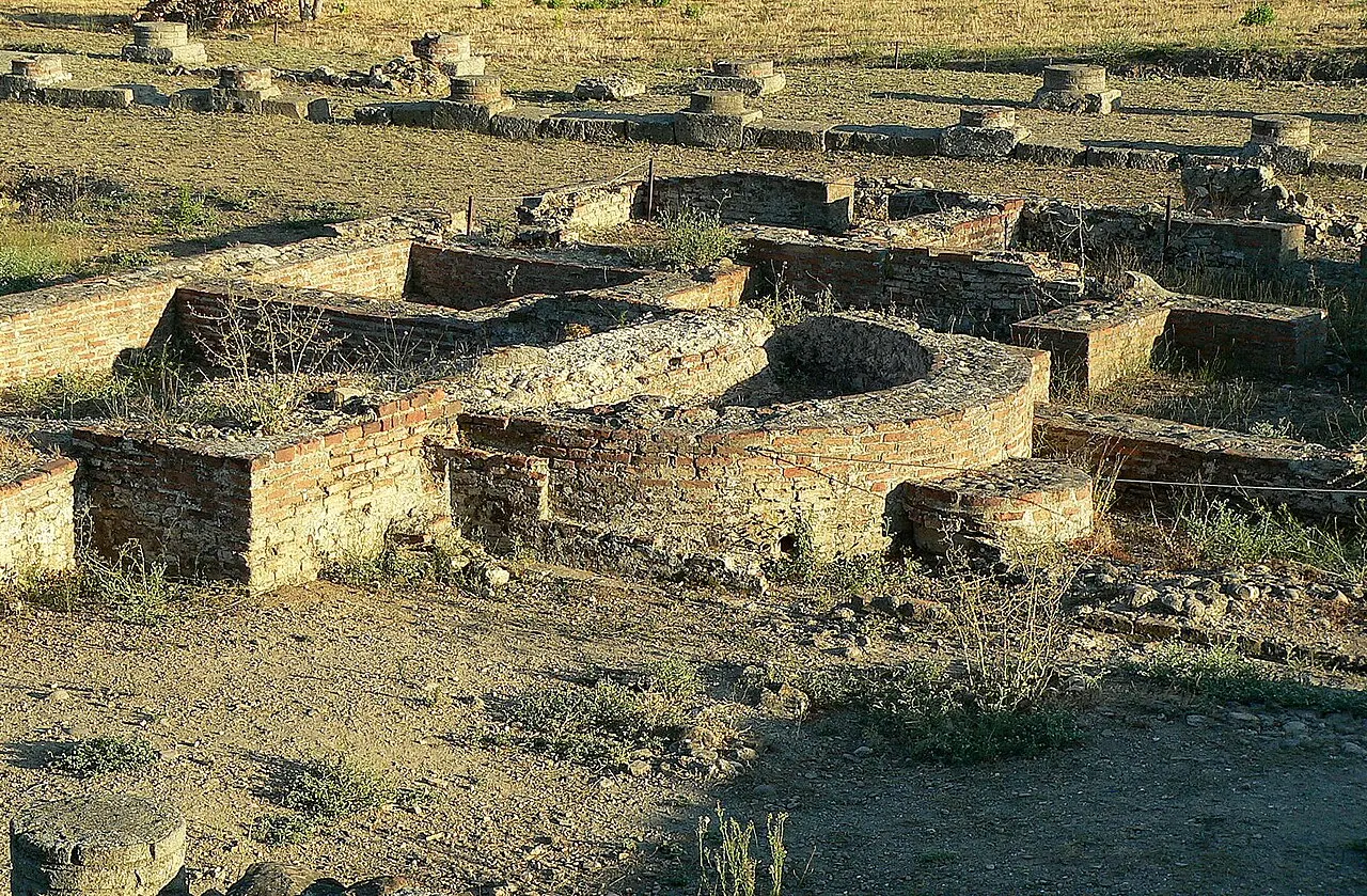 Site archéologique de la ville antique d’Aleria