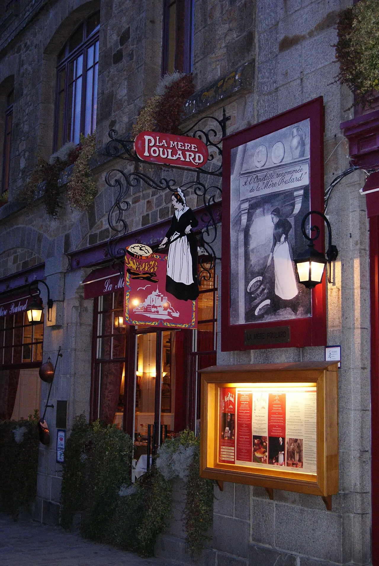 Hôtel Poulard et terrain (annexe)