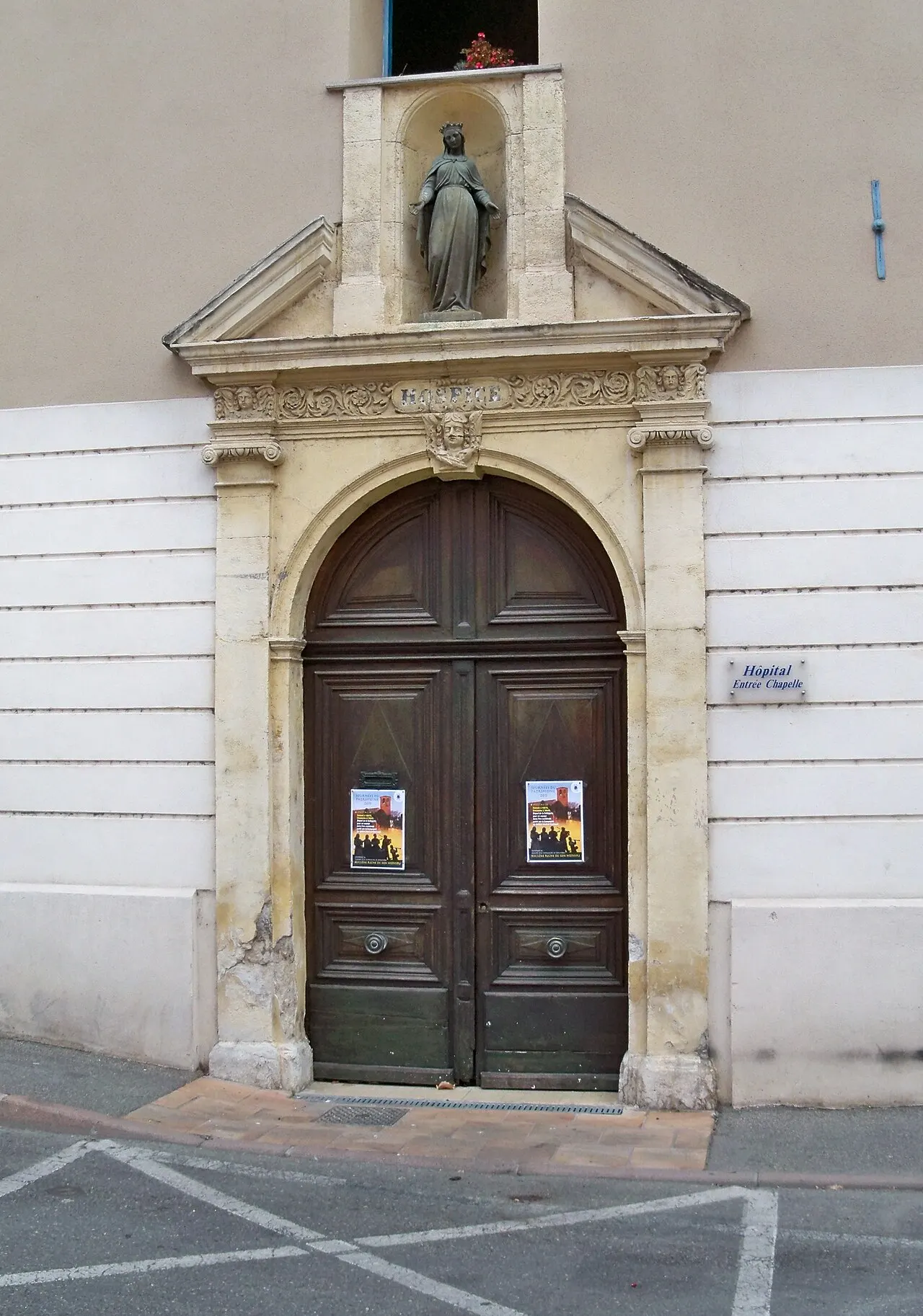 Chapelle du couvent des ursulines de Bollène