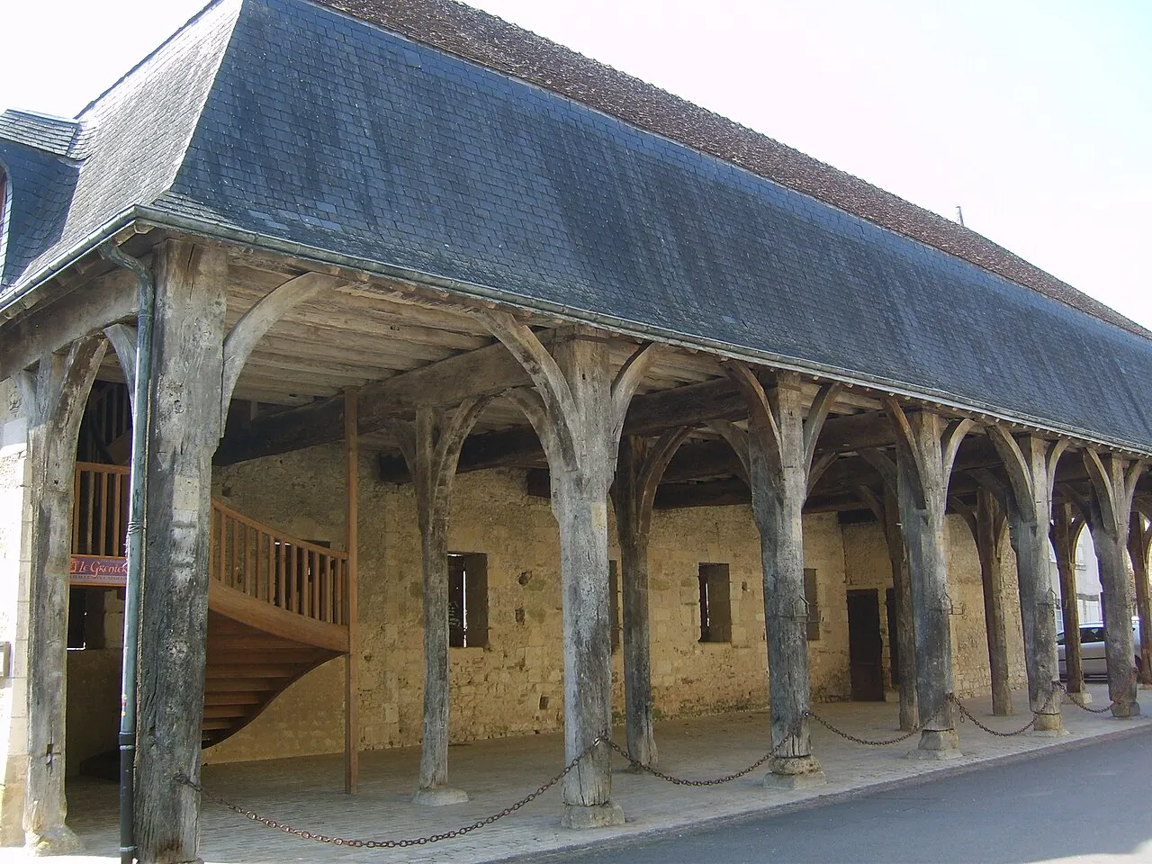 Halle des Cardeux