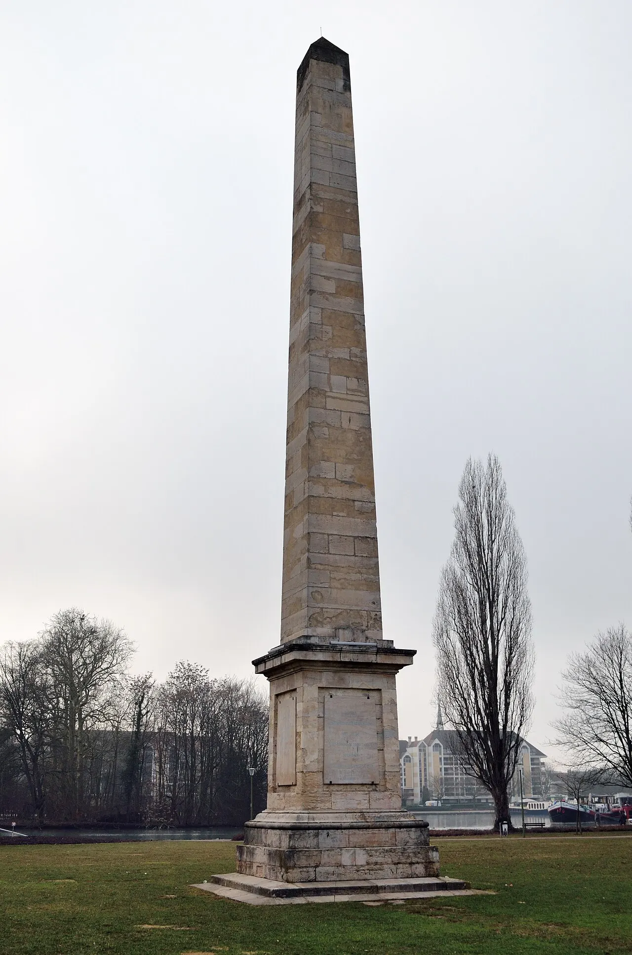 Place du Premier-Mai