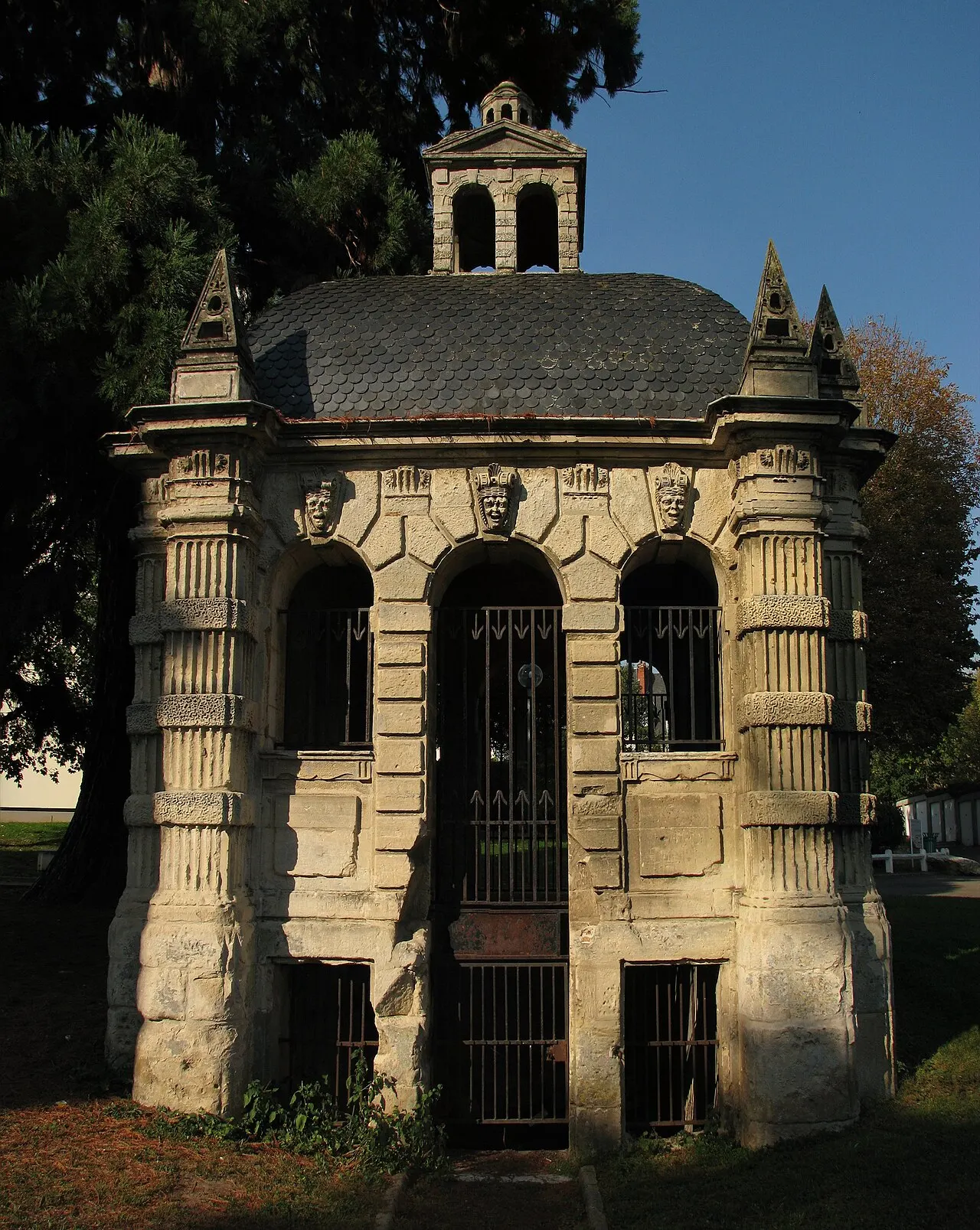 Pavillon de l’Ancien Parc du Douai de Graville