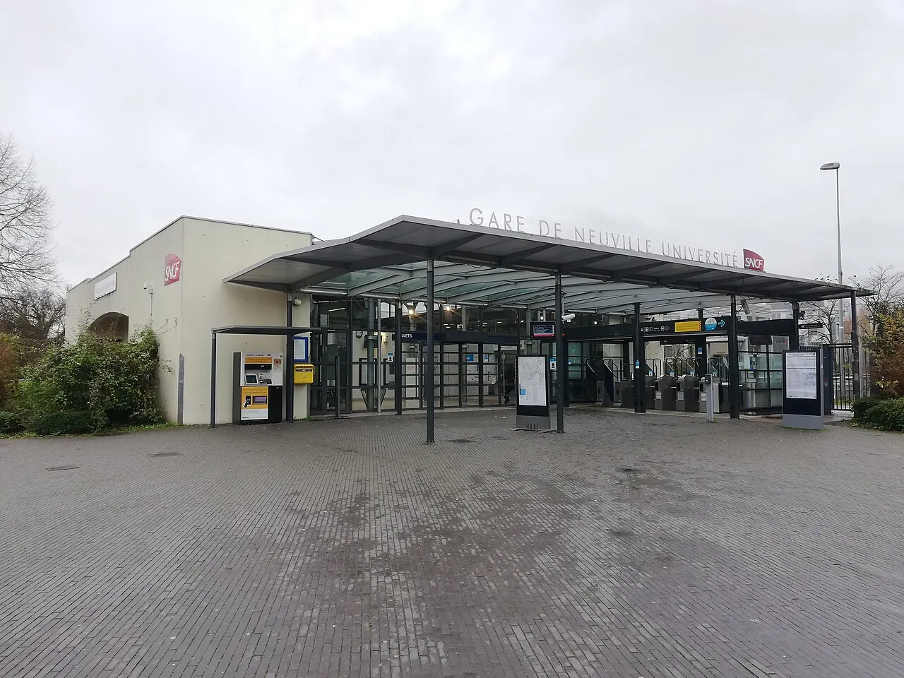 Neuville-Université