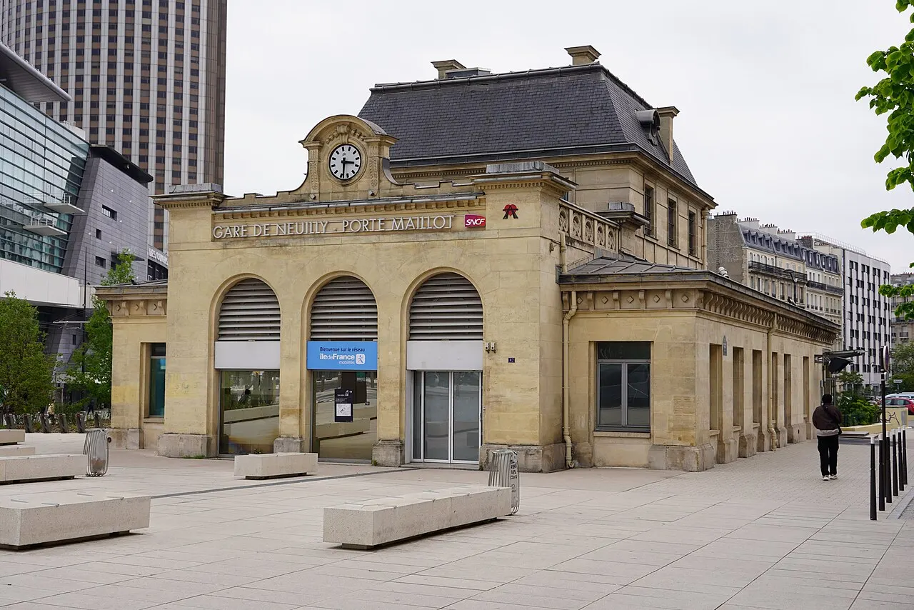 Neuilly - Porte Maillot