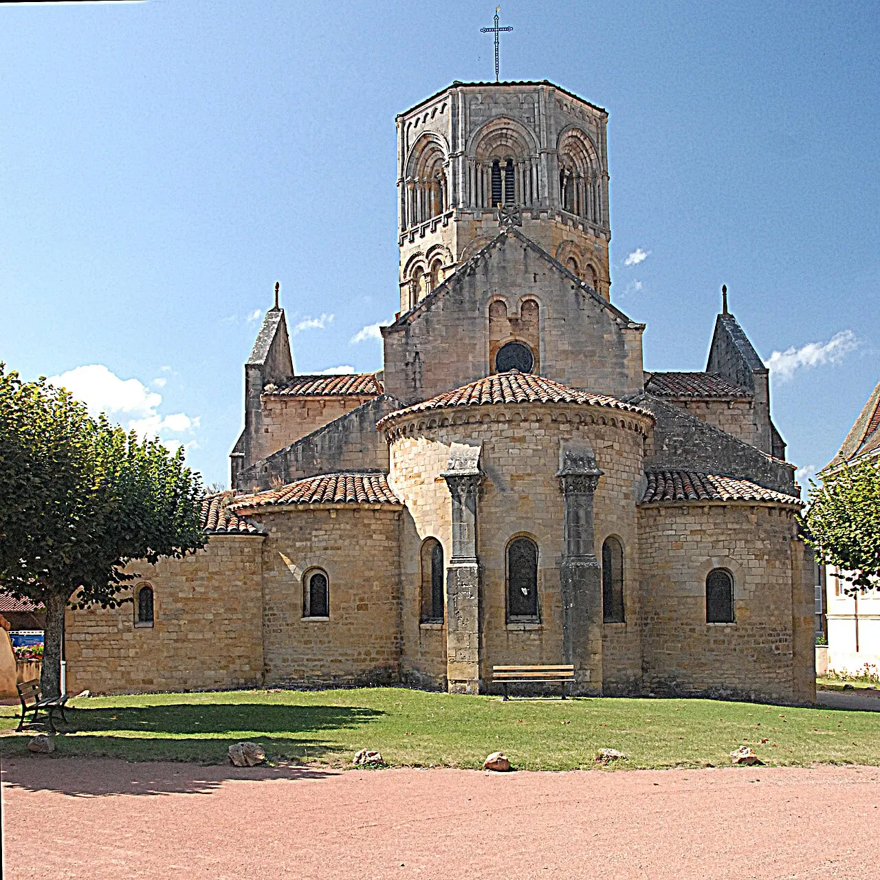 Collégiale Saint-Hilaire