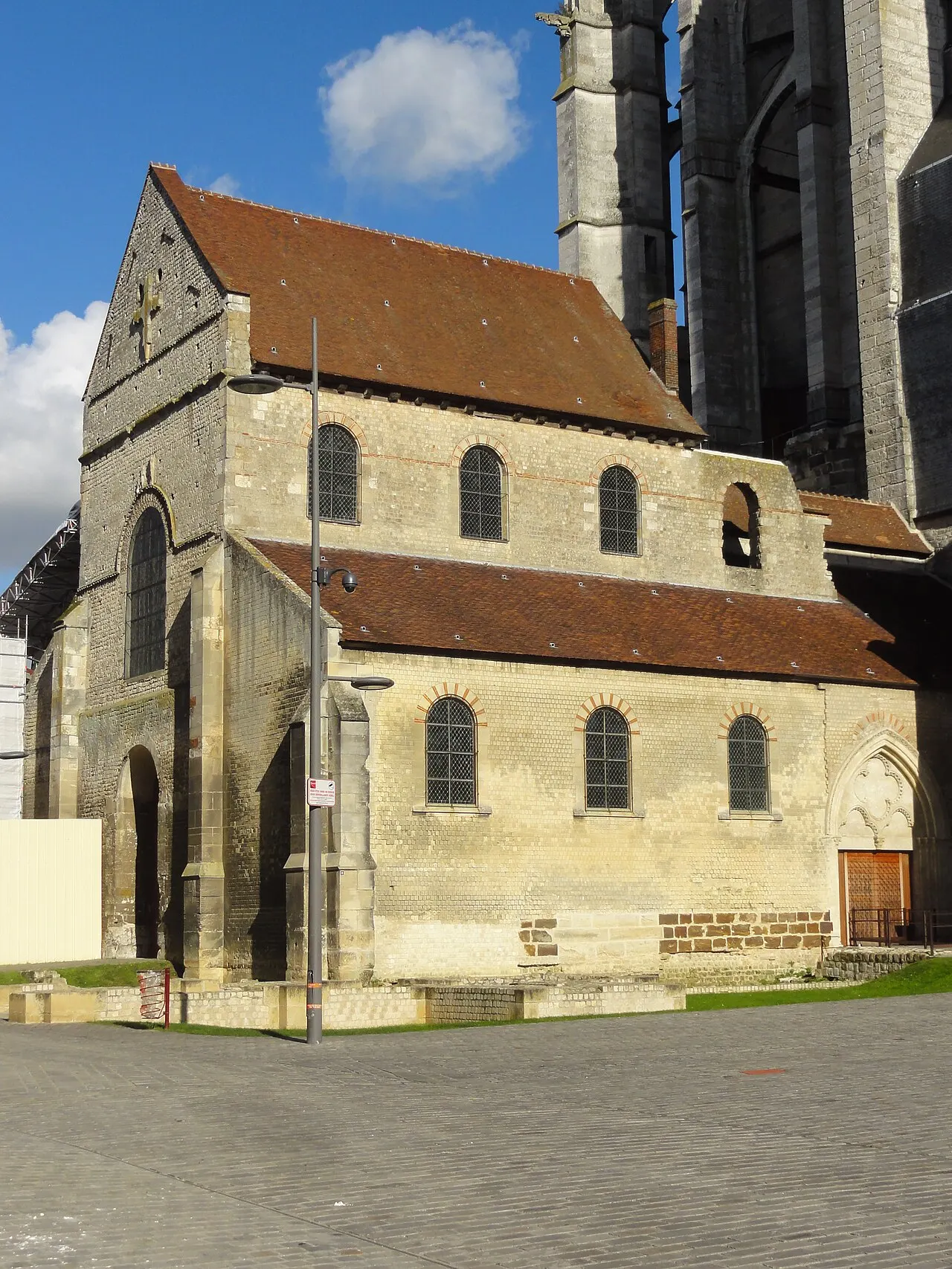 Église Notre-Dame-de-la-Basse Œuvre