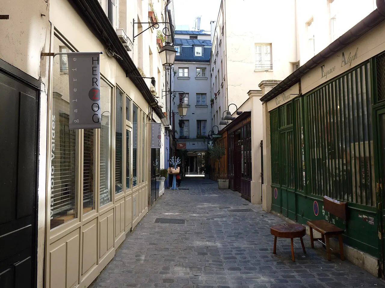 Passage Molière et immeubles