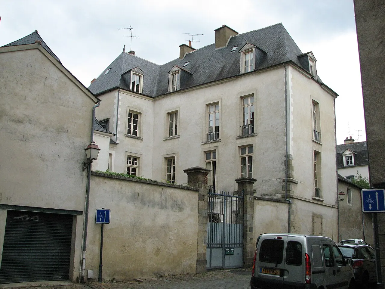 Hôtel Sarsfield