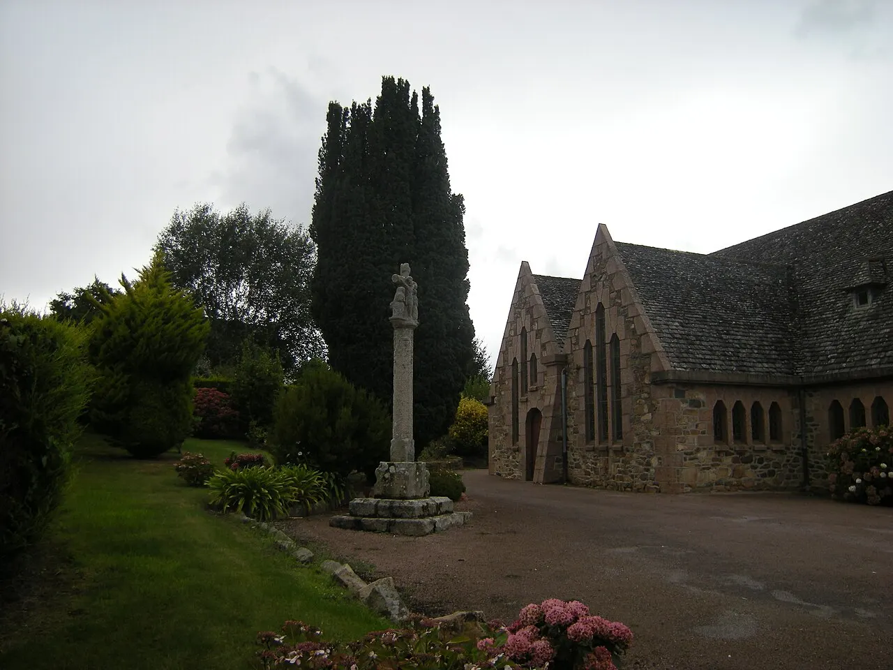 Calvaire de la chapelle de Lancerf