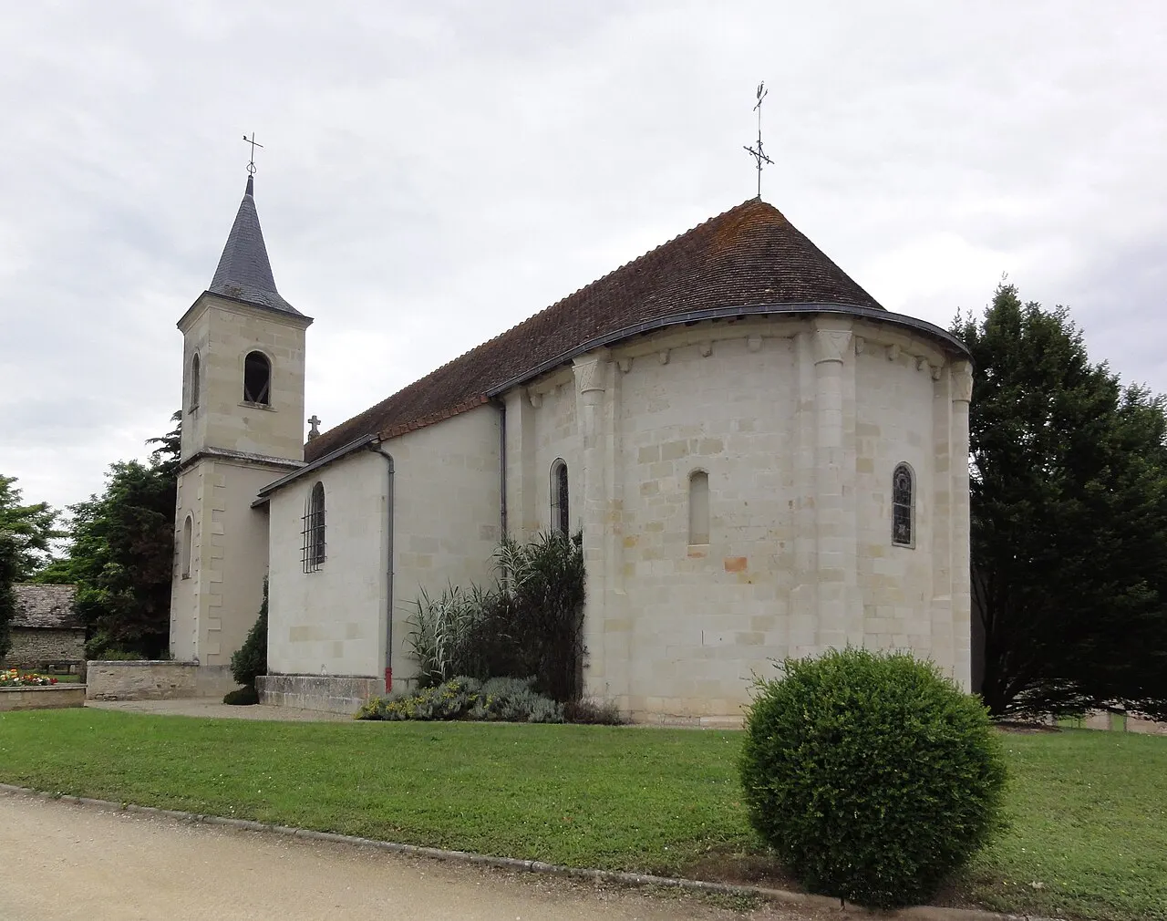 Église Saint-Cyr-et-Sainte-Julitte