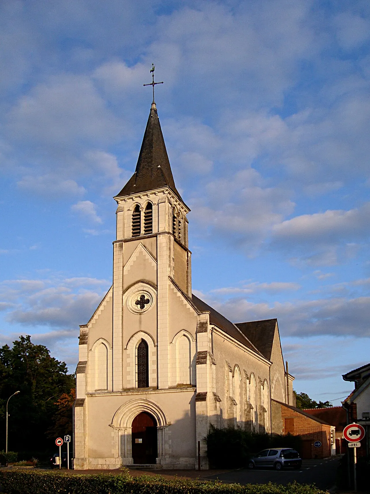 Église Saint-Taurin