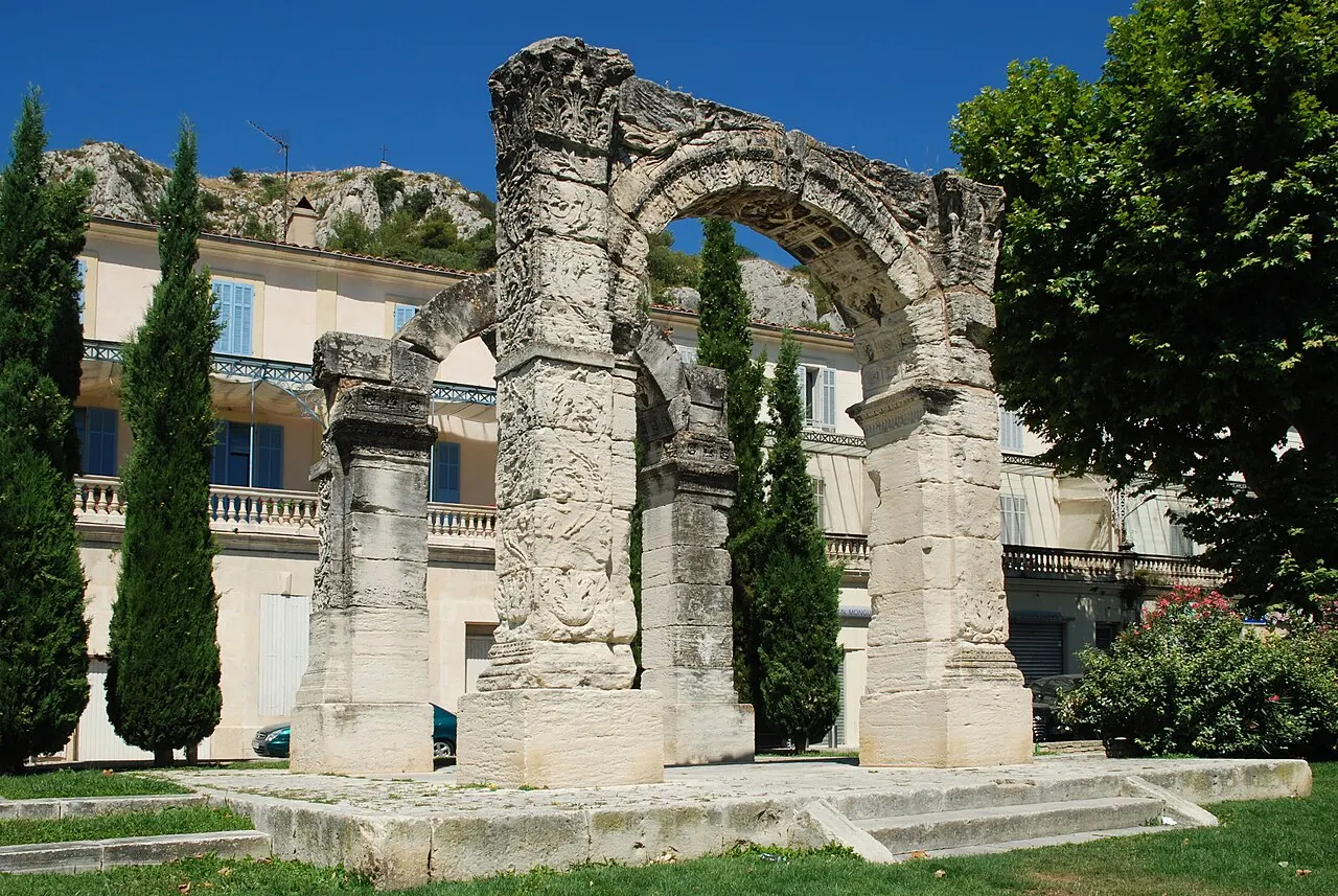 Arc antique