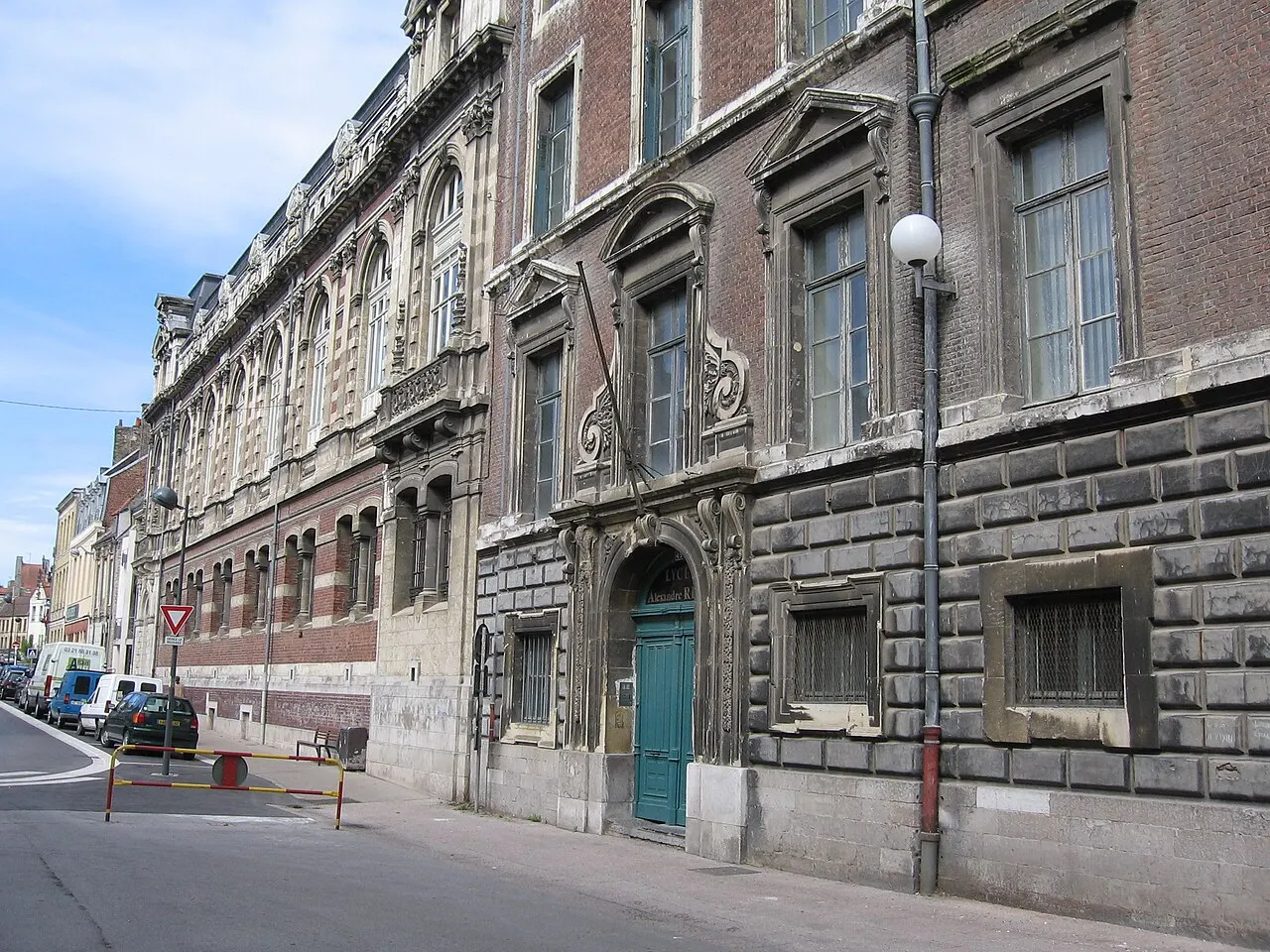 Ancien collège des Jésuites Wallons, actuellement lycée Alexandre-Ribot
