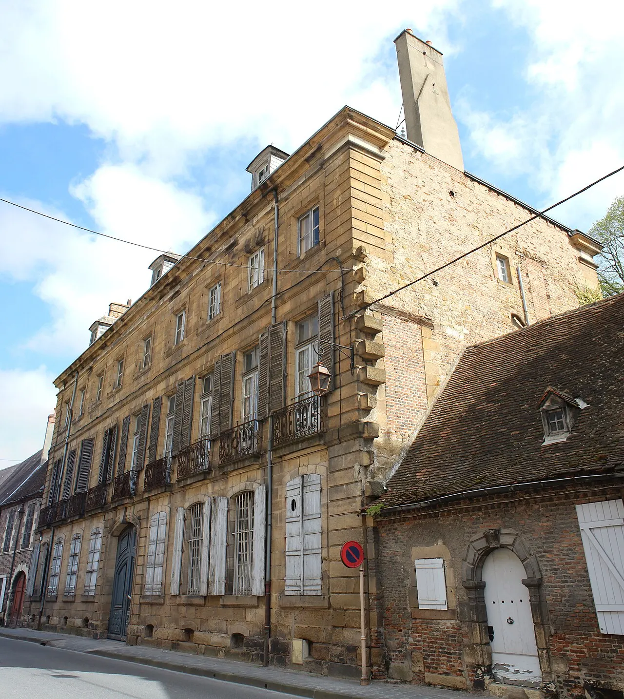 Ancien hôtel de Rougé, hôtel Vic de Pontgibaud
