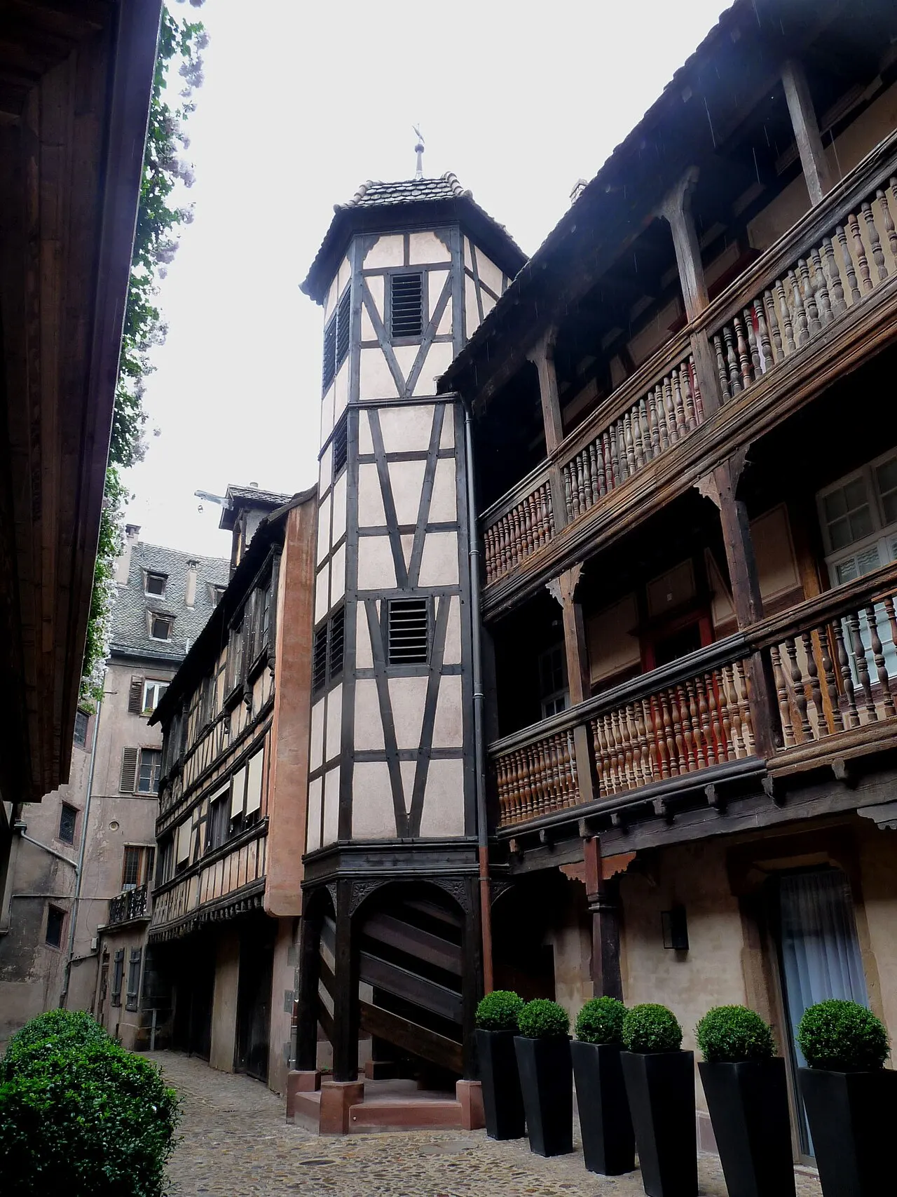 Cour du Corbeau ou Hôtel dit du Corbeau
