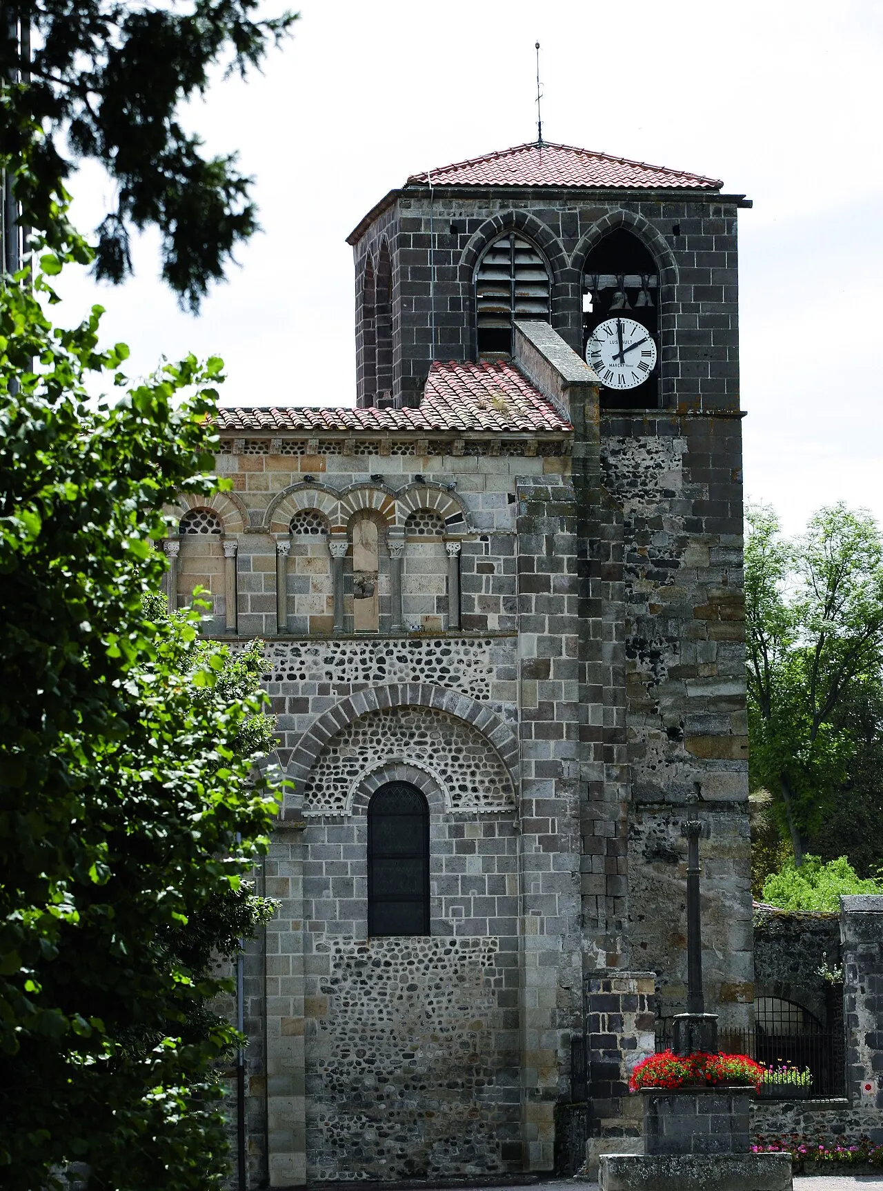 Église abbatiale Saint-Pierre
