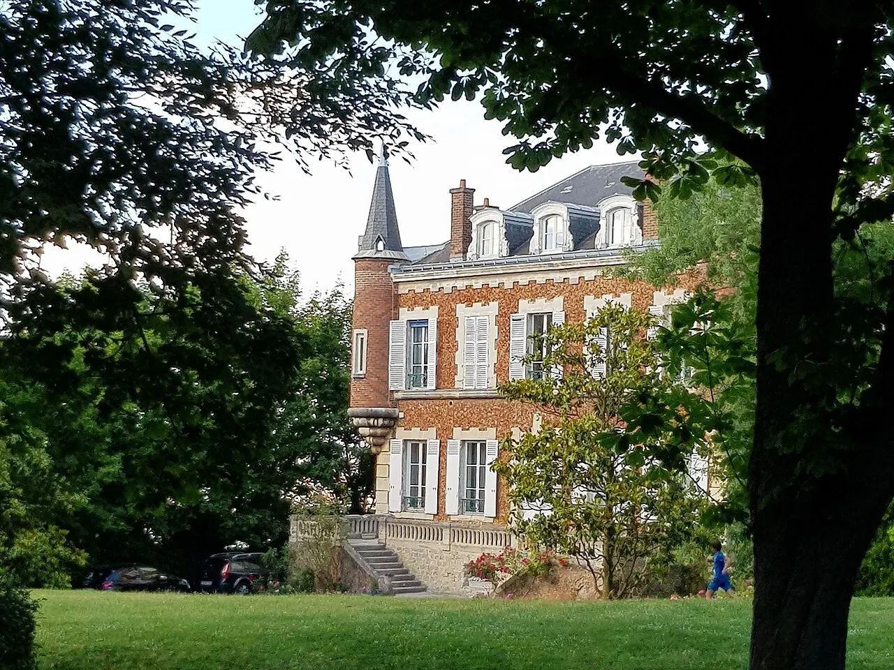 Château des Quatre Tourelles