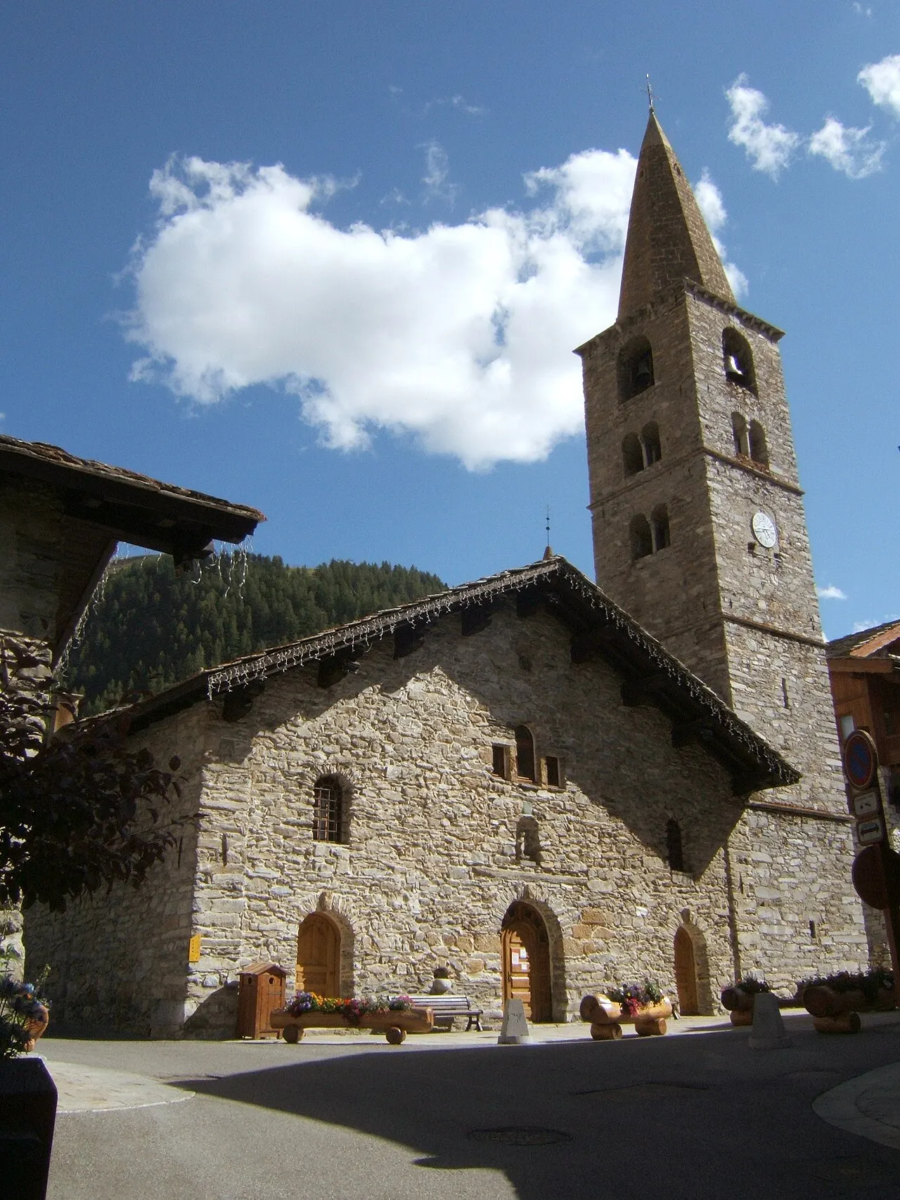 Église Saint-Bernard de Menthon