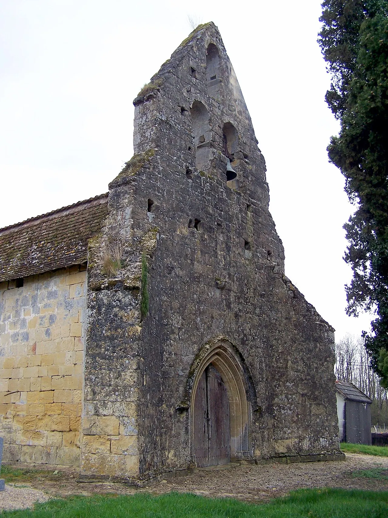Église Saint-Pierre-es-Liens de Fossès