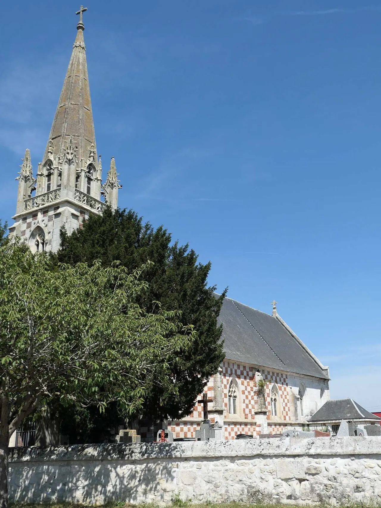Église Saint-Lubin