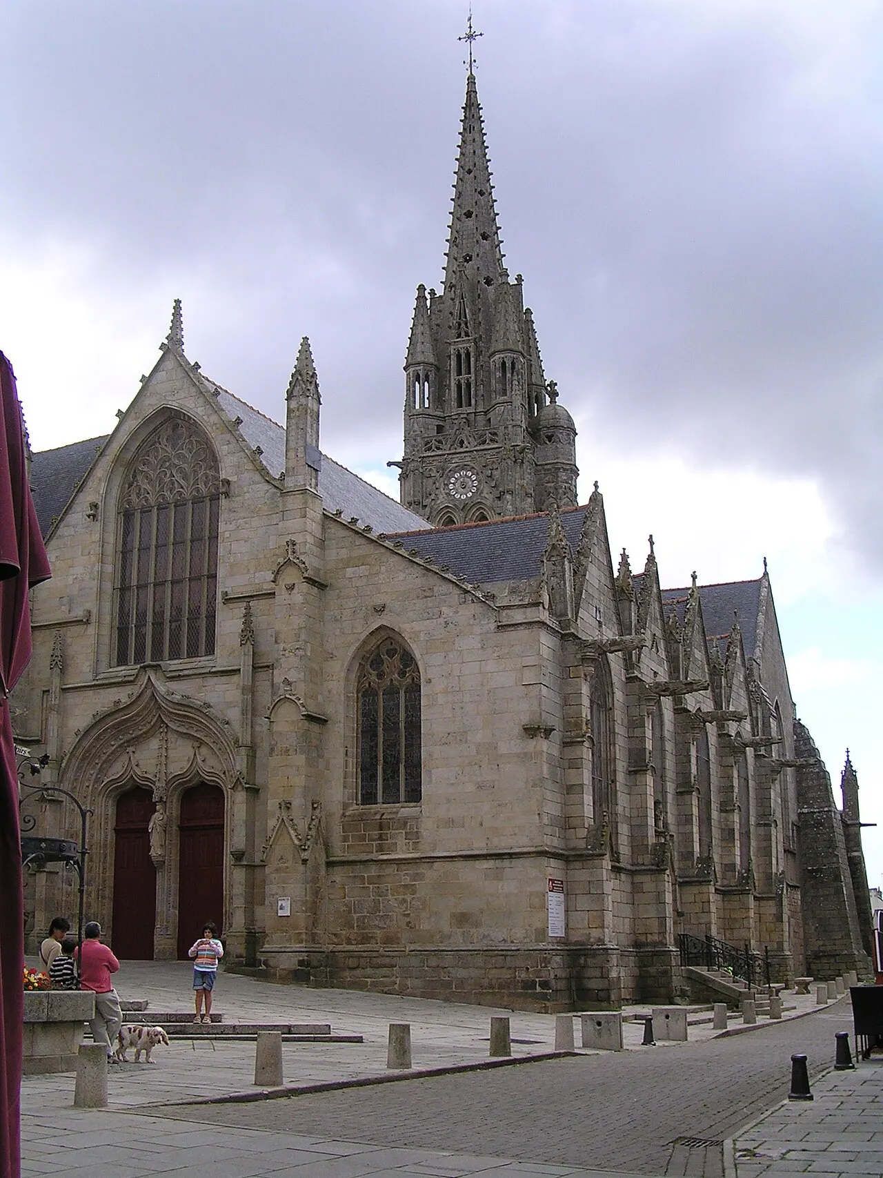 Basilique Notre-Dame du Roncier