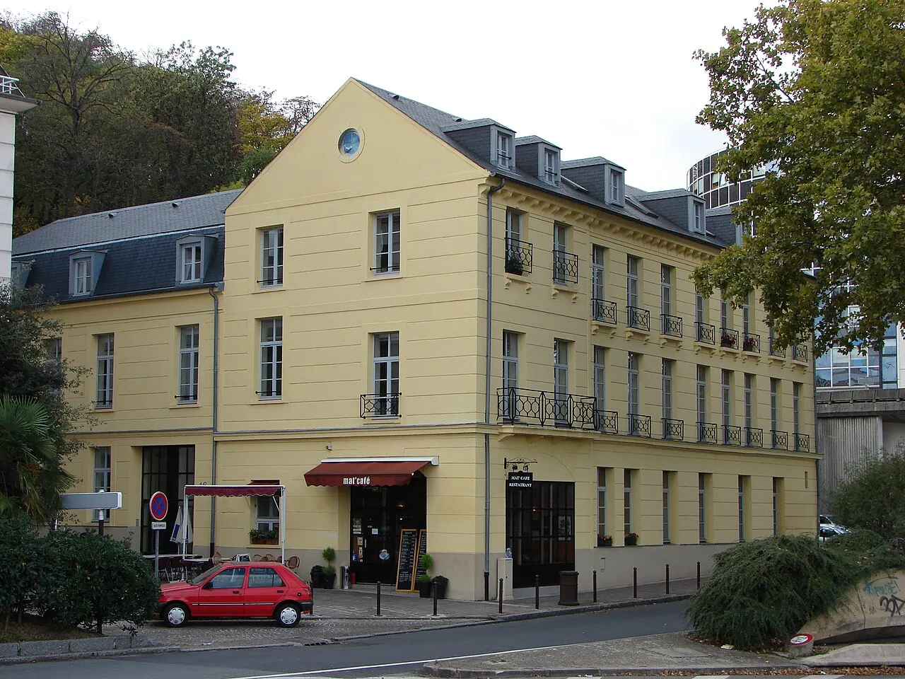 Cristallerie ou Manufacture des cristaux de la Reine (ancienne)