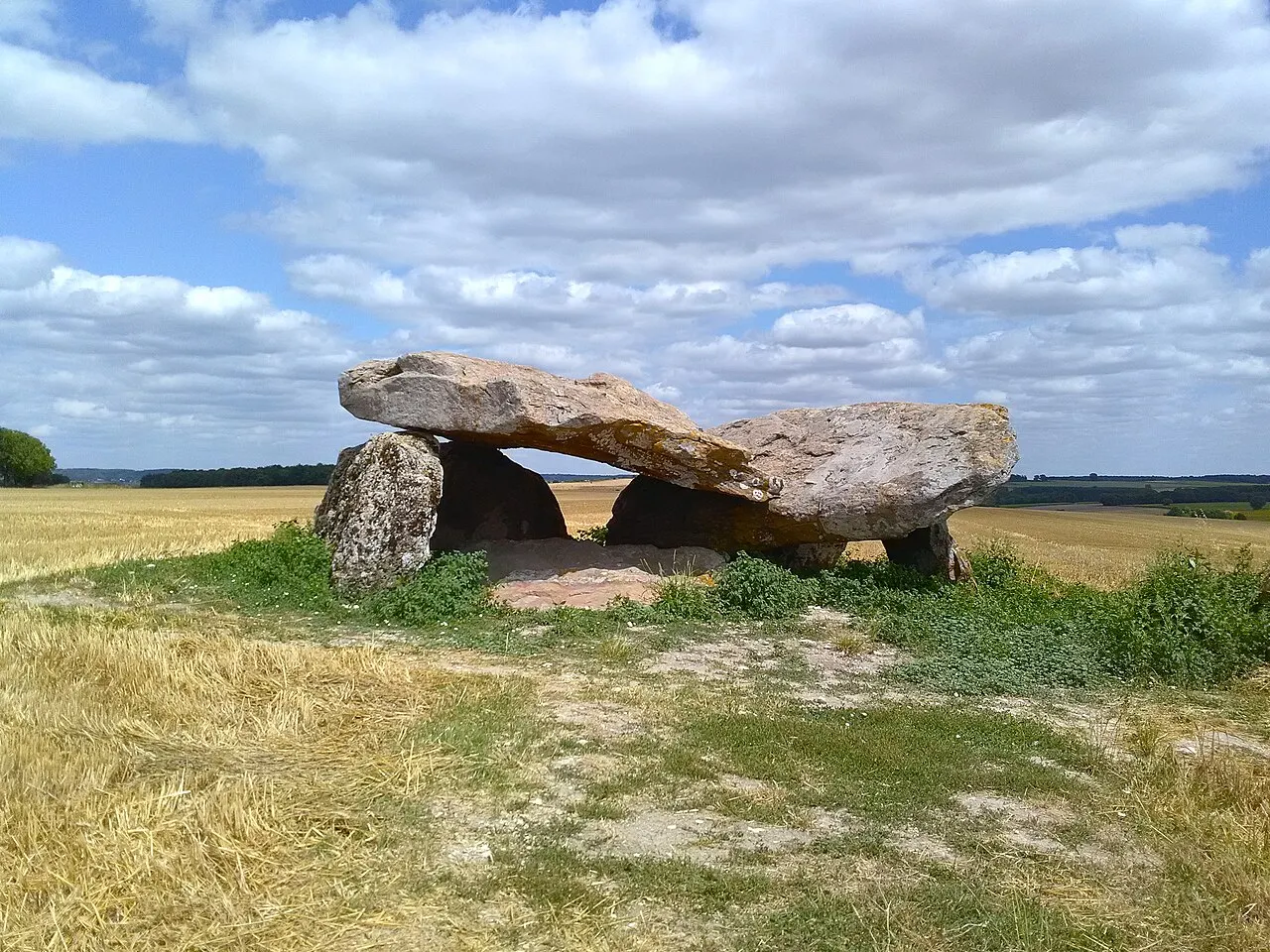 Dolmen Le Carroir Bon Air