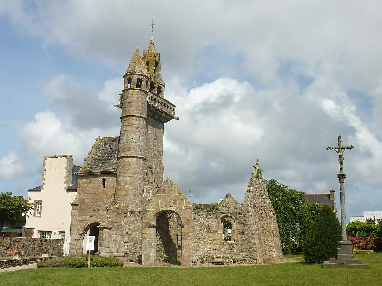 Église Saint-Maudez