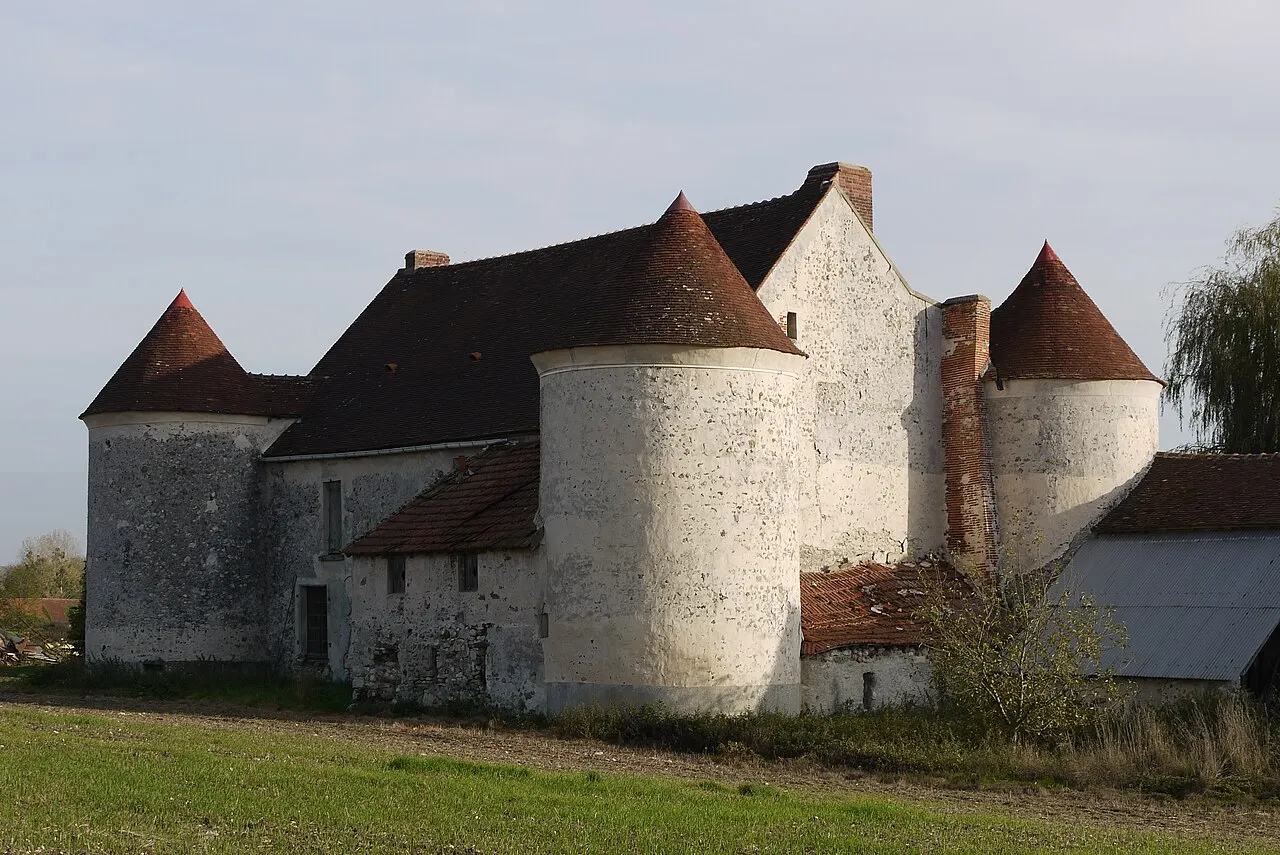 Maison forte dite Ferme de Villefontaine