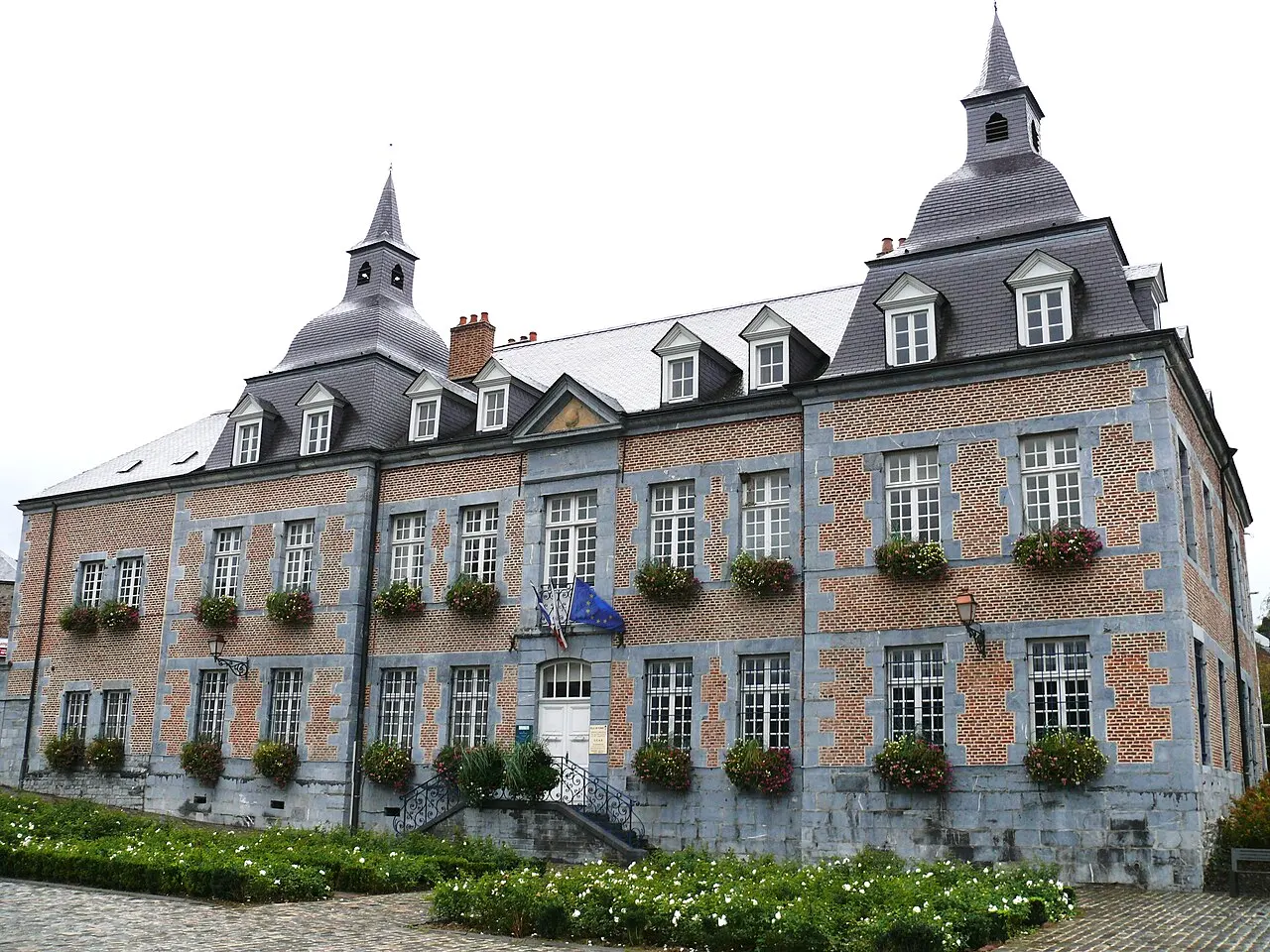 Château des Comtes-de-Bryas (Ancien)