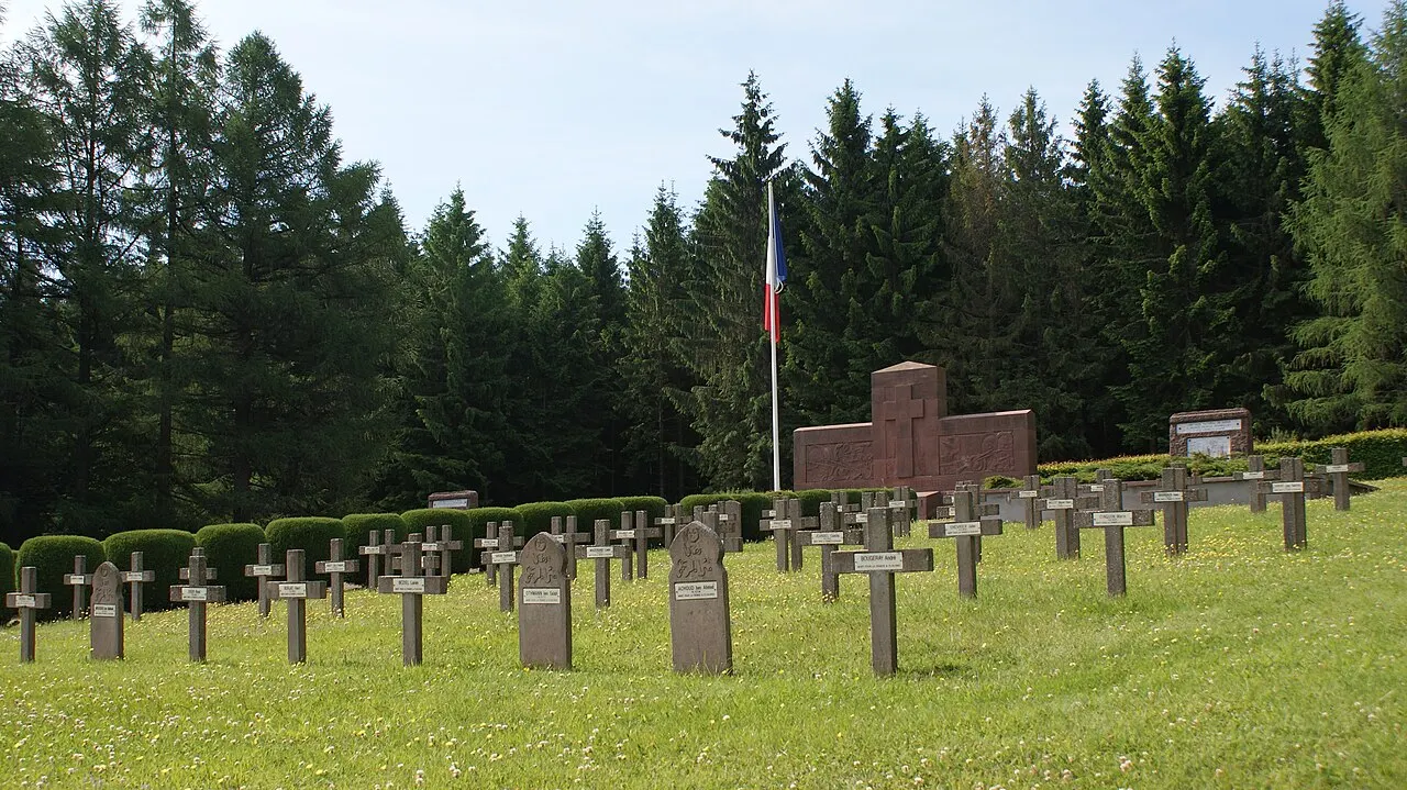 Nécropole Nationale au Donon (1914-1918)
