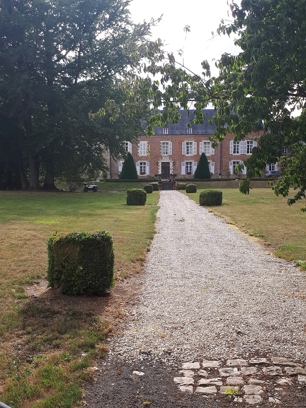 Jardins du Château de Puisieux et Clanlieu