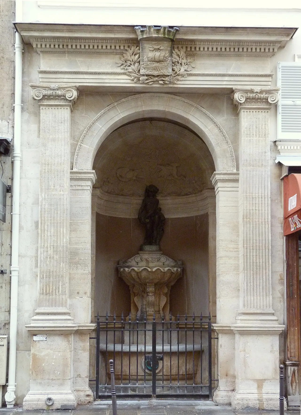 Fontaine publique dite de Joyeuse