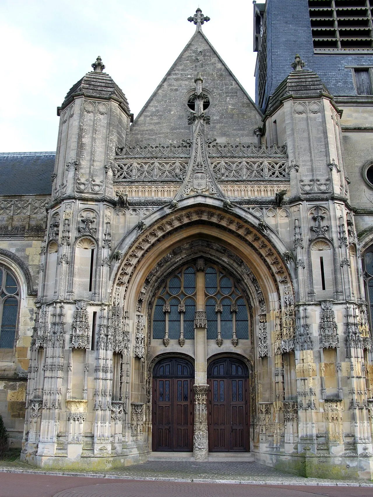 Église Saint-Pierre