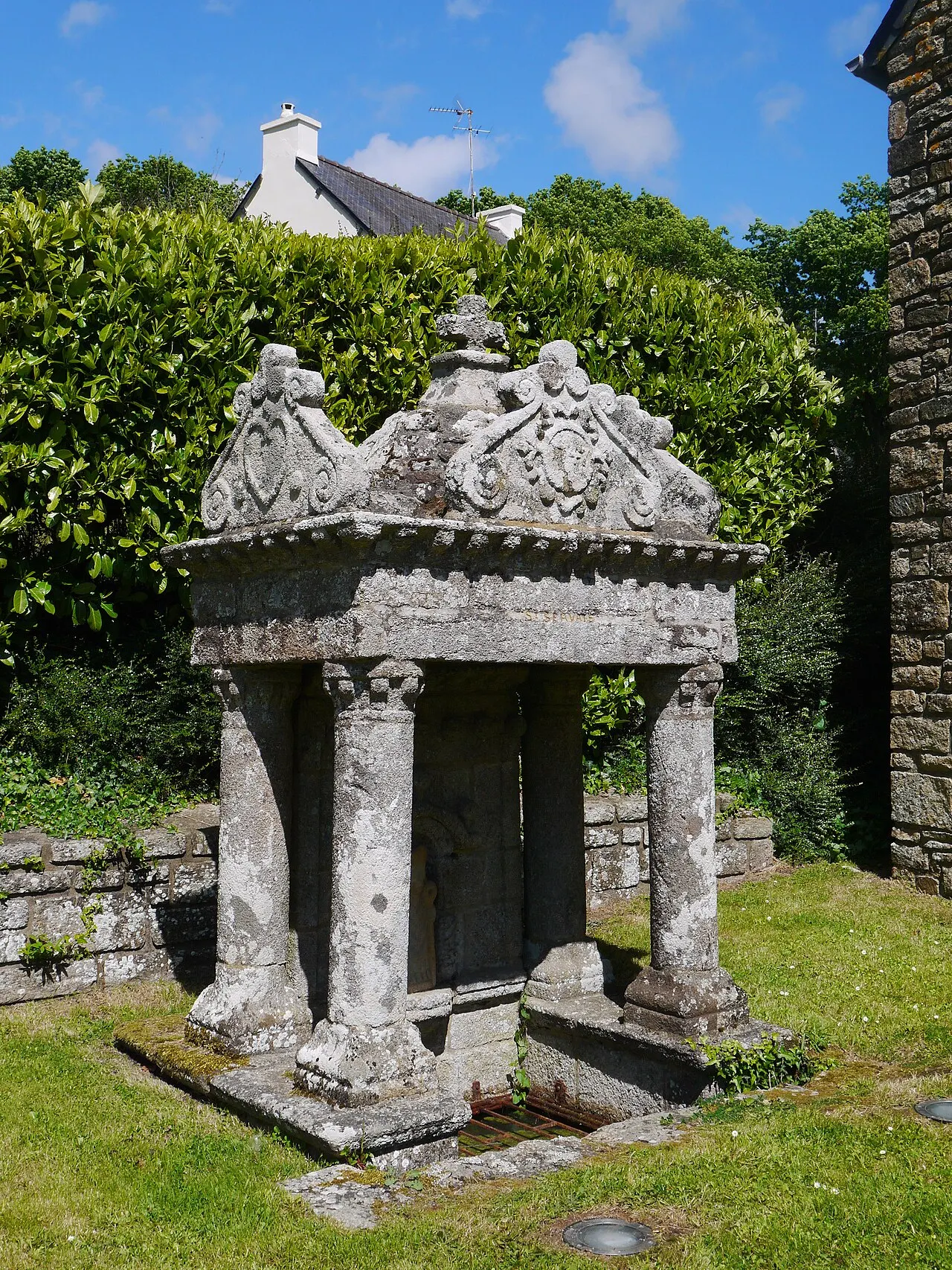 Fontaine Saint-Servais