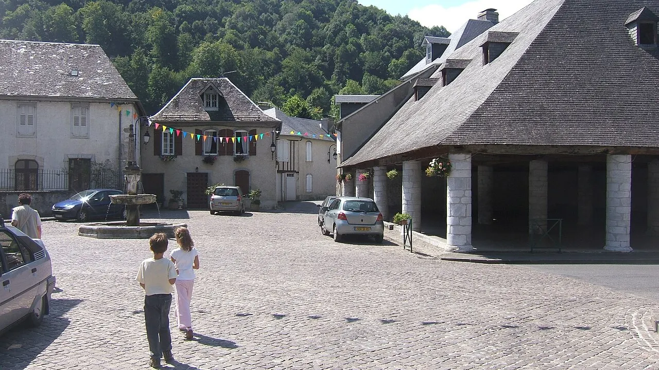 Halle
