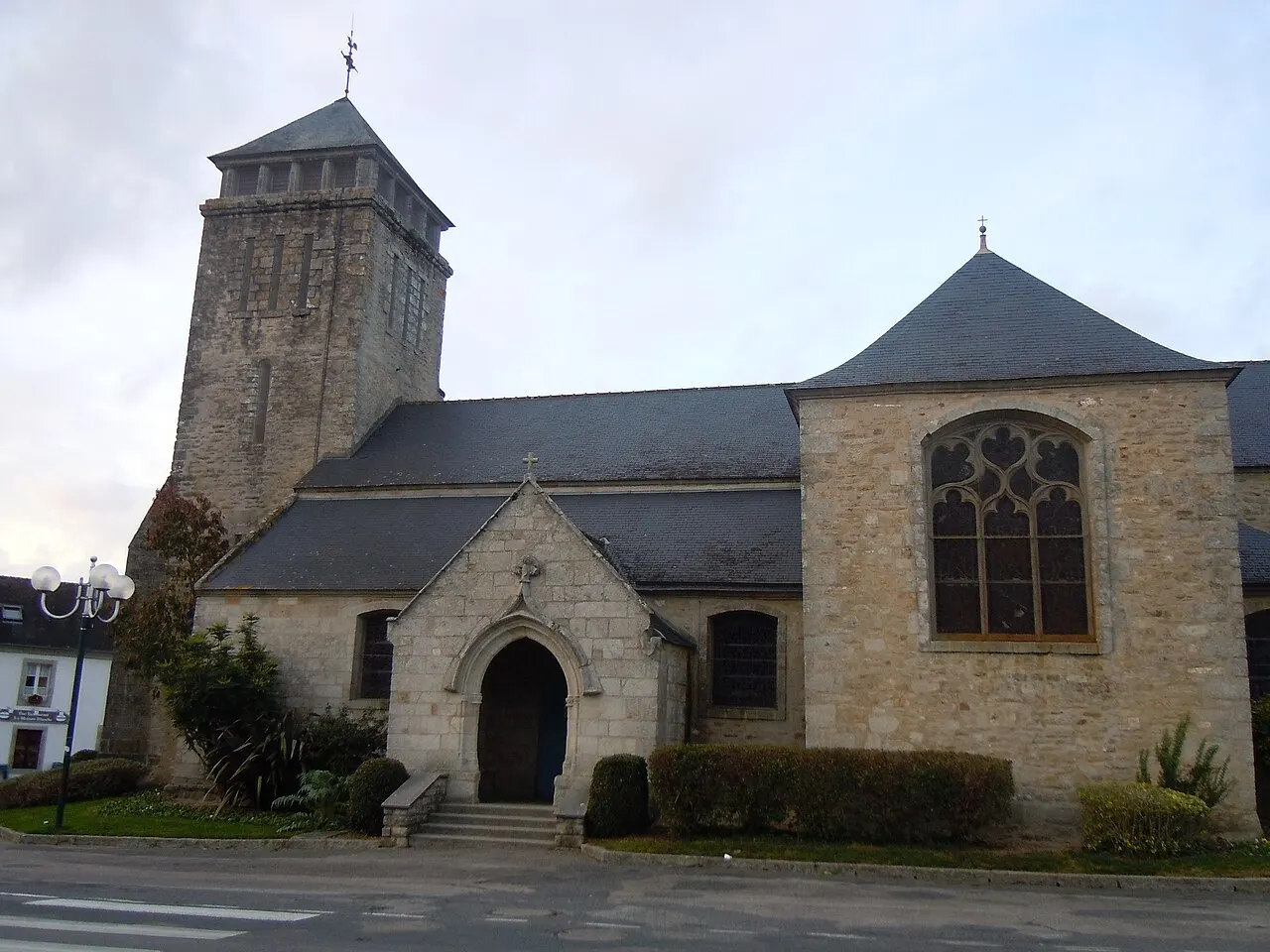 Église Saint-Gilles-et-Saint-Colomban