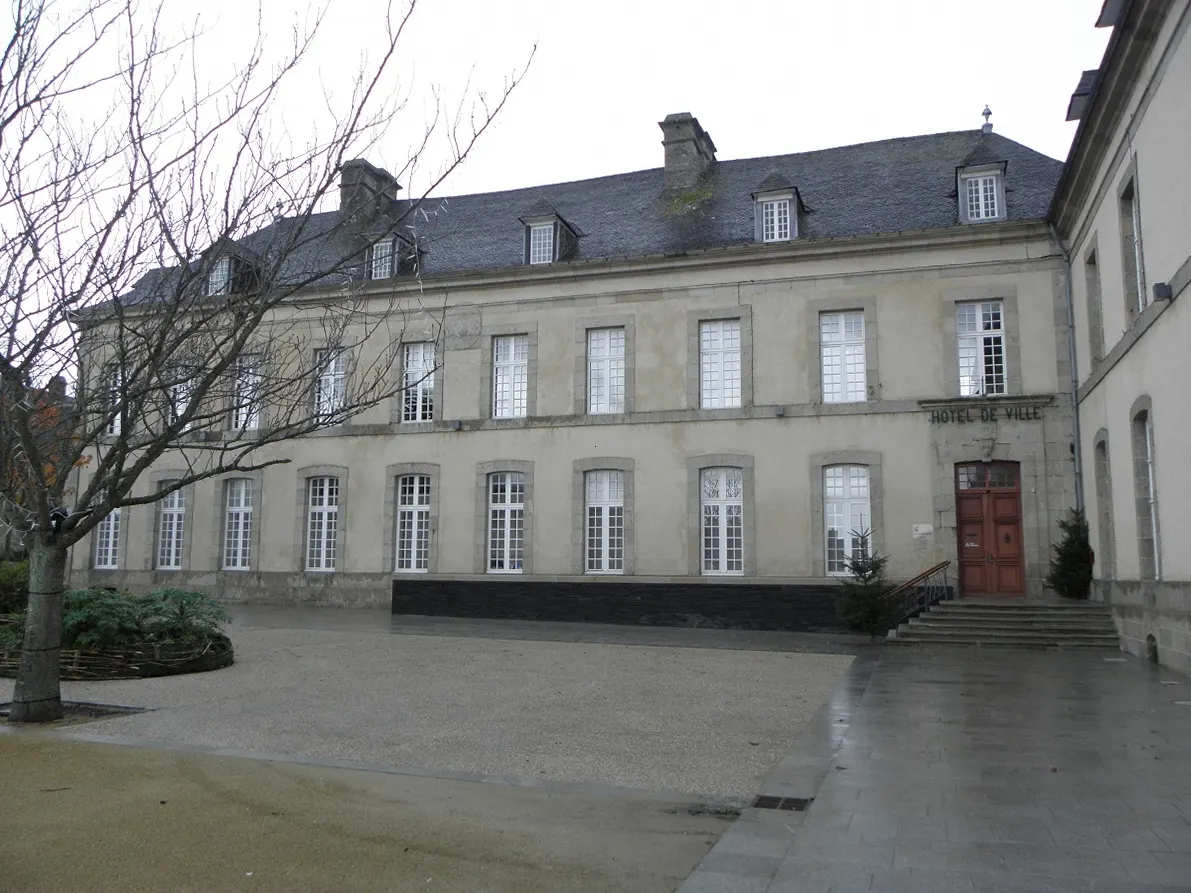 Ancien évêché (hôtel de ville)